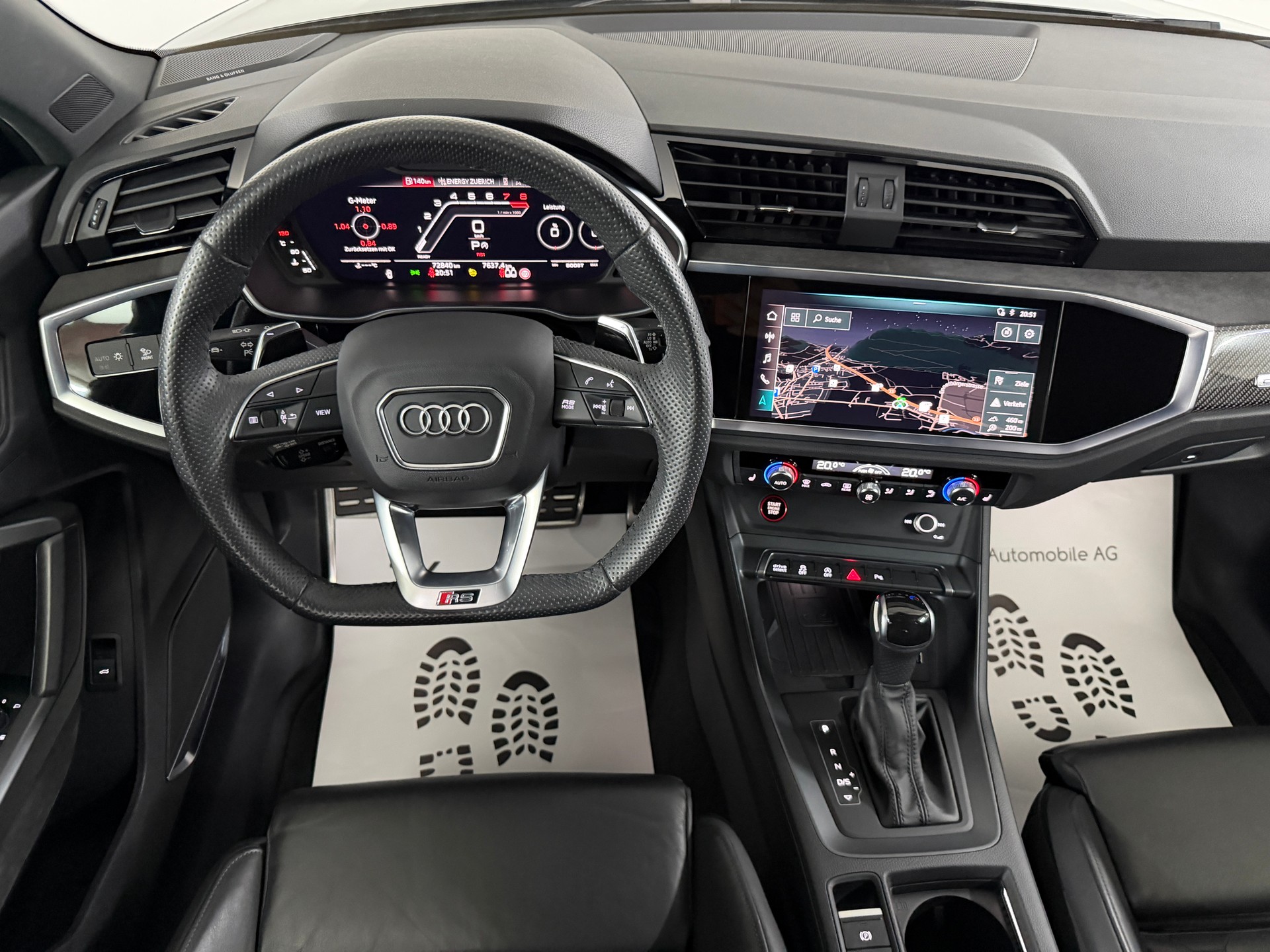 AUDI RS Q3 Sportback Midnight Black quattro S tronic / Kamera / RS-Abgasanlage / Komfortschlüssel / RS-Sportsitze / B&O Sound /-image-11