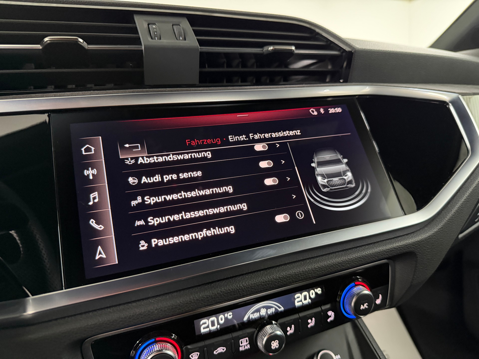 AUDI RS Q3 Sportback Midnight Black quattro S tronic / Kamera / RS-Abgasanlage / Komfortschlüssel / RS-Sportsitze / B&O Sound /-image-19