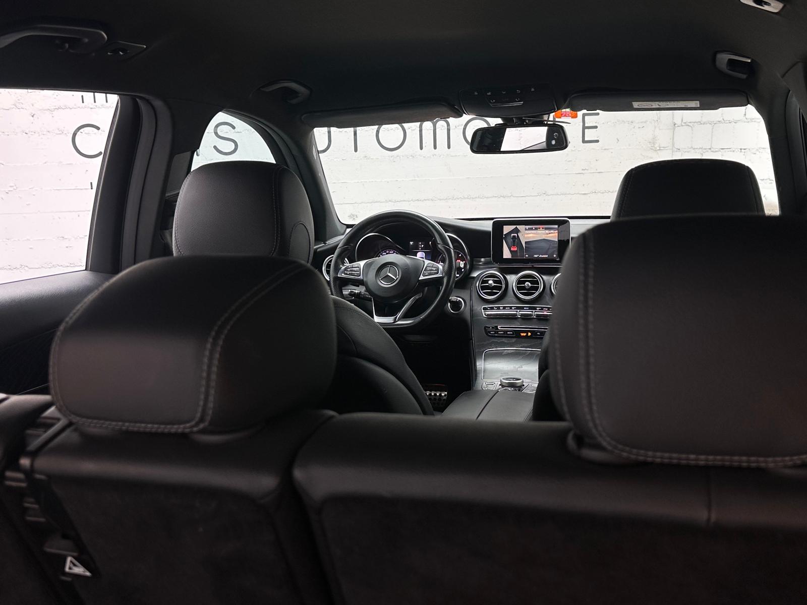 MERCEDES-BENZ GLC 250 d AMG Line 4Matic 9G-Tronic-image-14