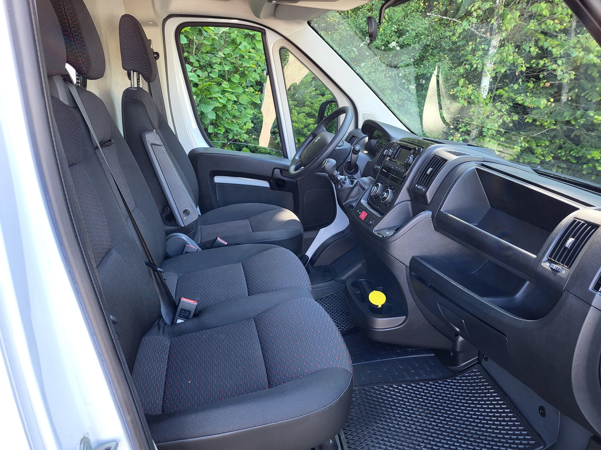 PEUGEOT Boxer 2.2 HDI 335 L2H2-image-7