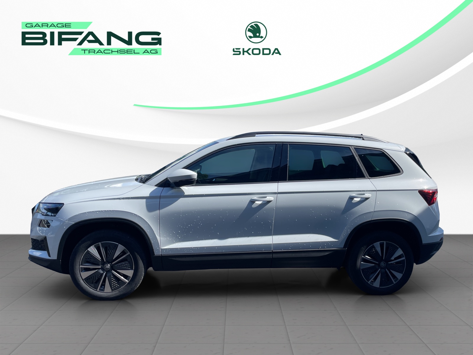 SKODA Karoq 1.5 TSI Dynamic DSG-showroom-element-2