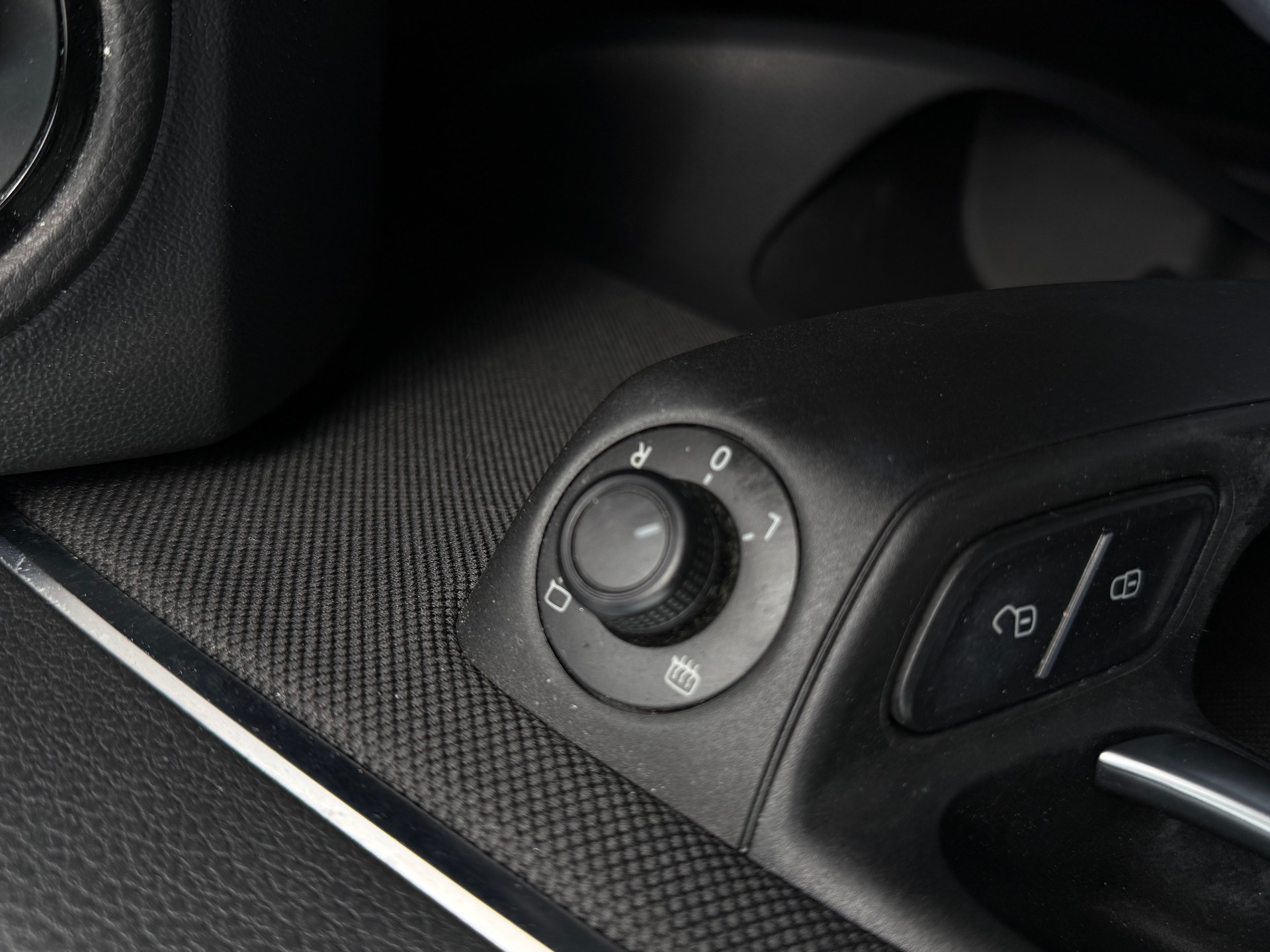 VW Polo 1.8 TSI GTI DSG-image-17
