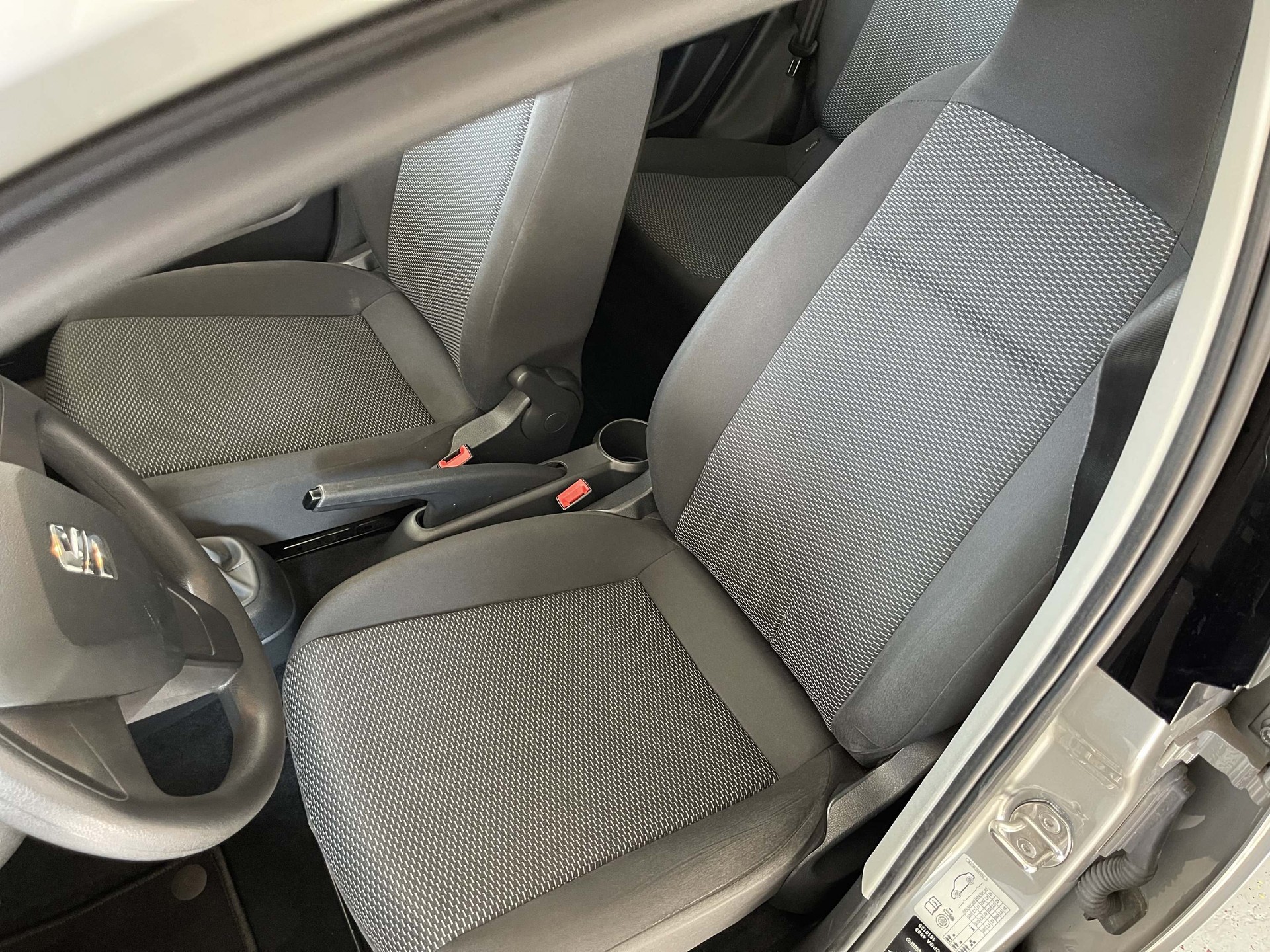 SEAT Mii 1.0 MPI CNG Reference-image-8
