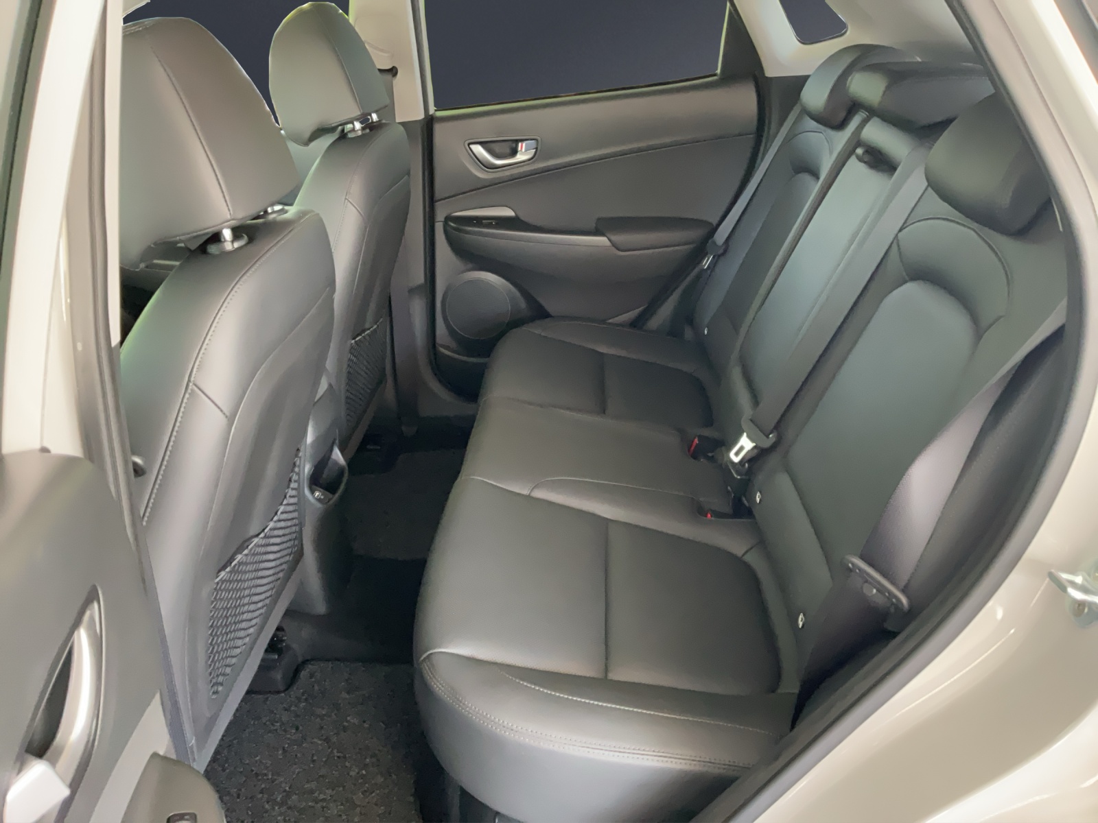 HYUNDAI Kona 1.6 HEV Vertex-image-11