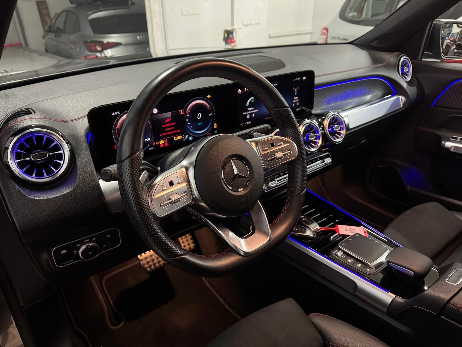 MERCEDES-BENZ EQB 350 AMG Line 4Matic-image-7