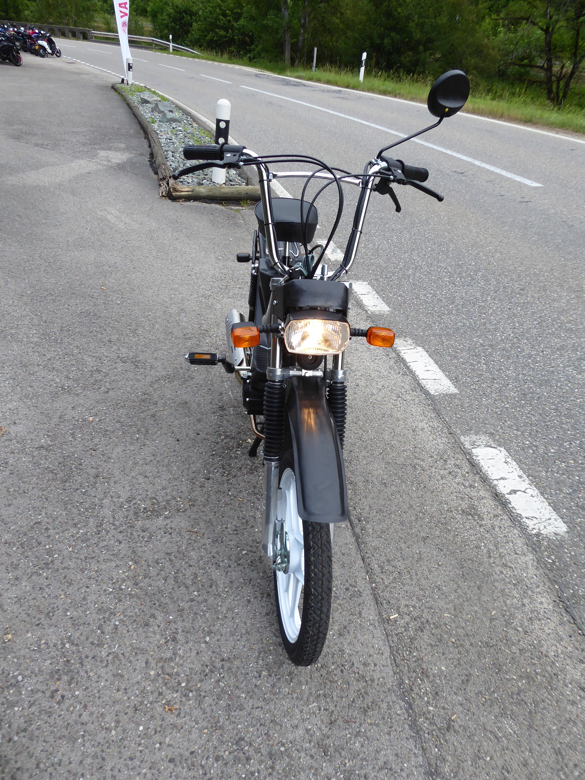 PONY 521 Cross-image-1