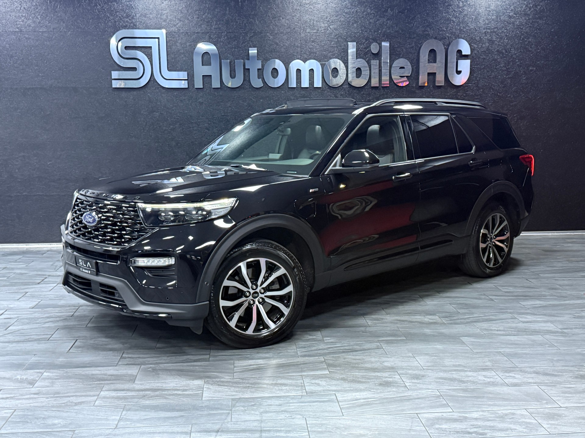 FORD Explorer 3.0 EcoB. Plug-in-Hybrid ST-Line 4WD Aut. / CH Fz 1 Hand / Vollausstattung / 7 Sitz