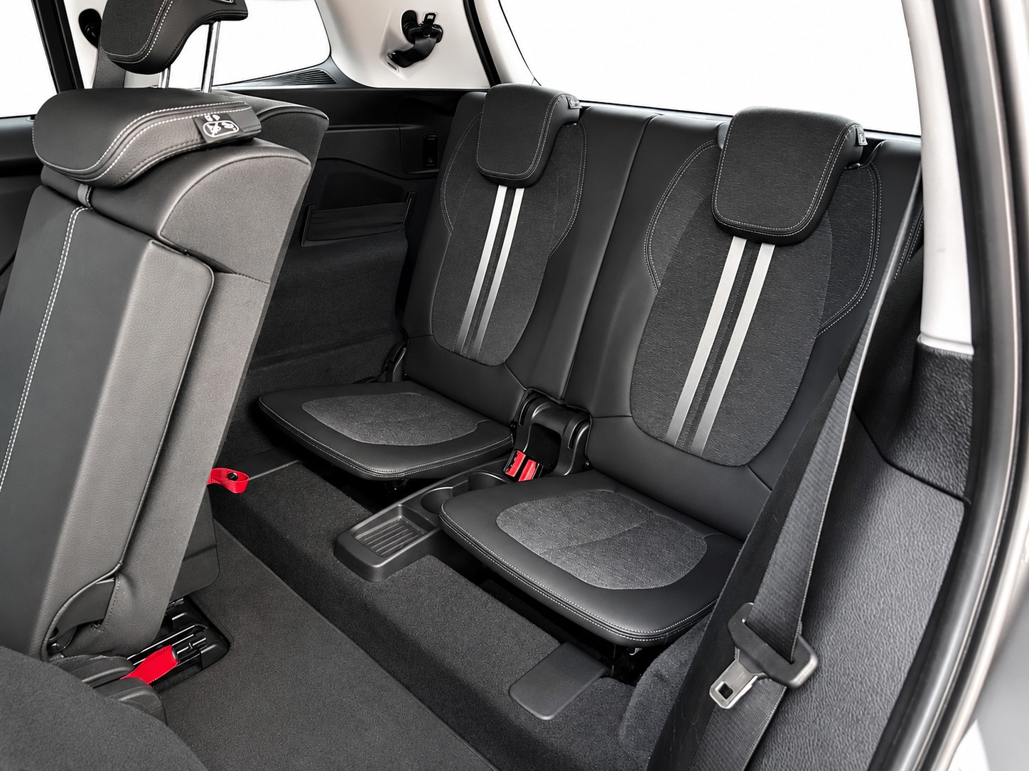 BMW 218d xDrive Gran Tourer CH FAHRZEUG*7Plätzer*-image-15
