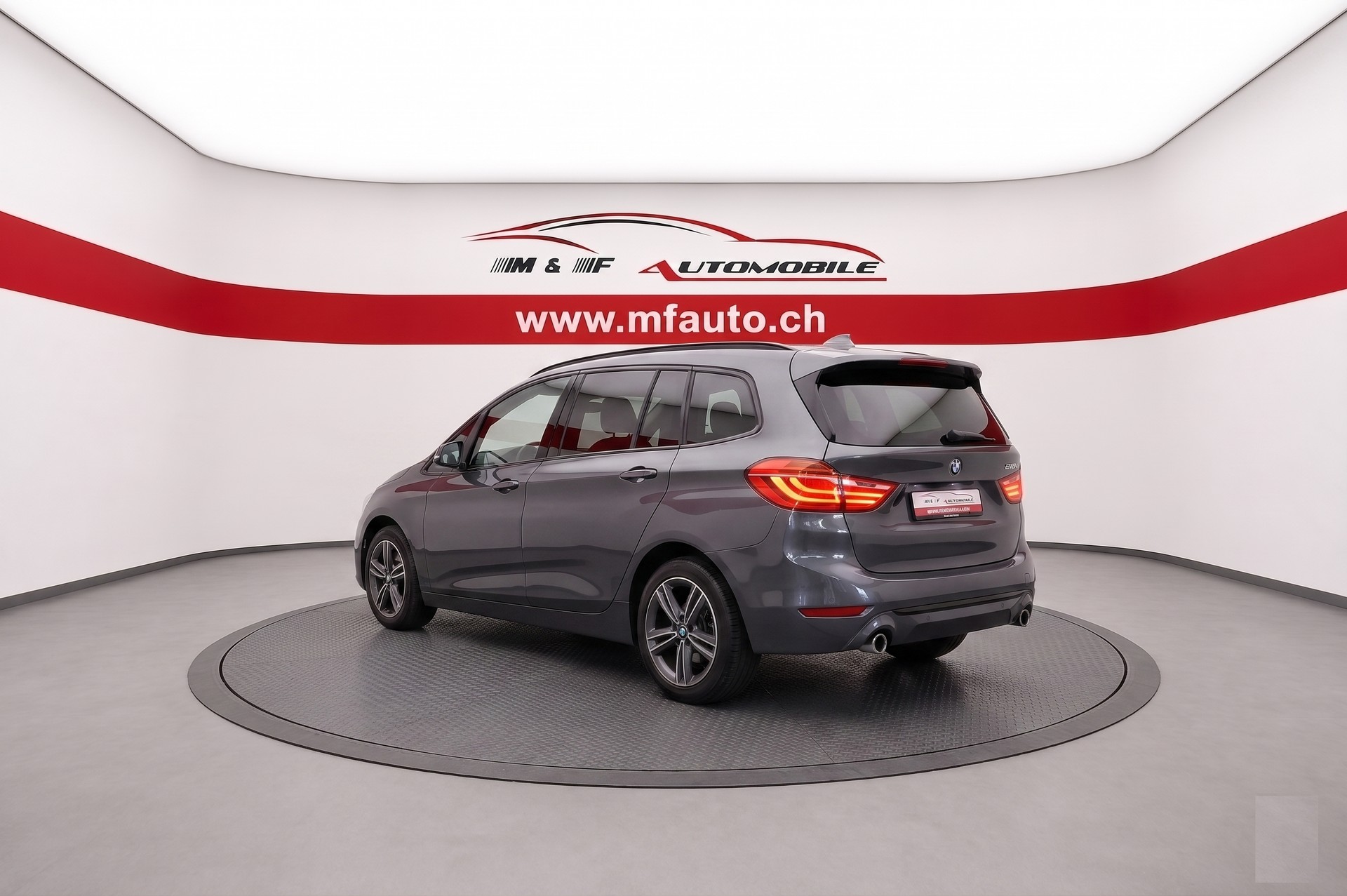 BMW 218d xDrive Gran Tourer CH FAHRZEUG*7Plätzer*-showroom-element-3
