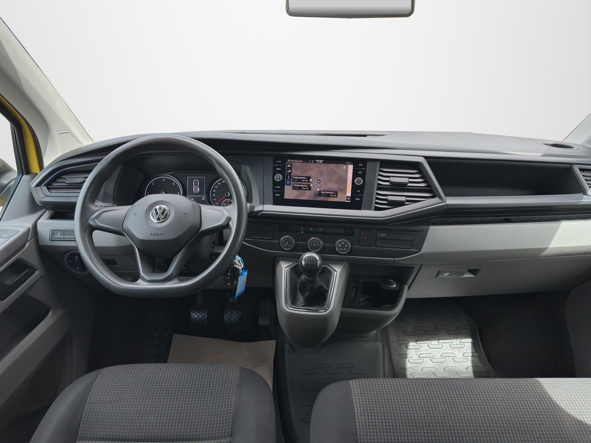VW T6.1 2.0 TDI 4Motion-image-11