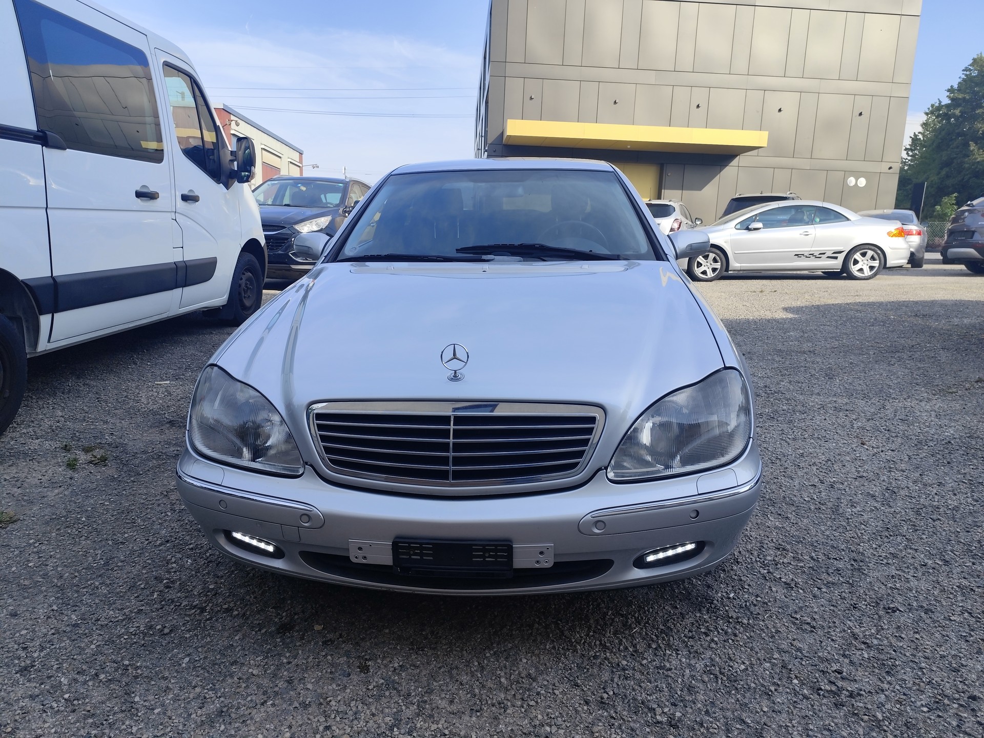 MERCEDES-BENZ S 320