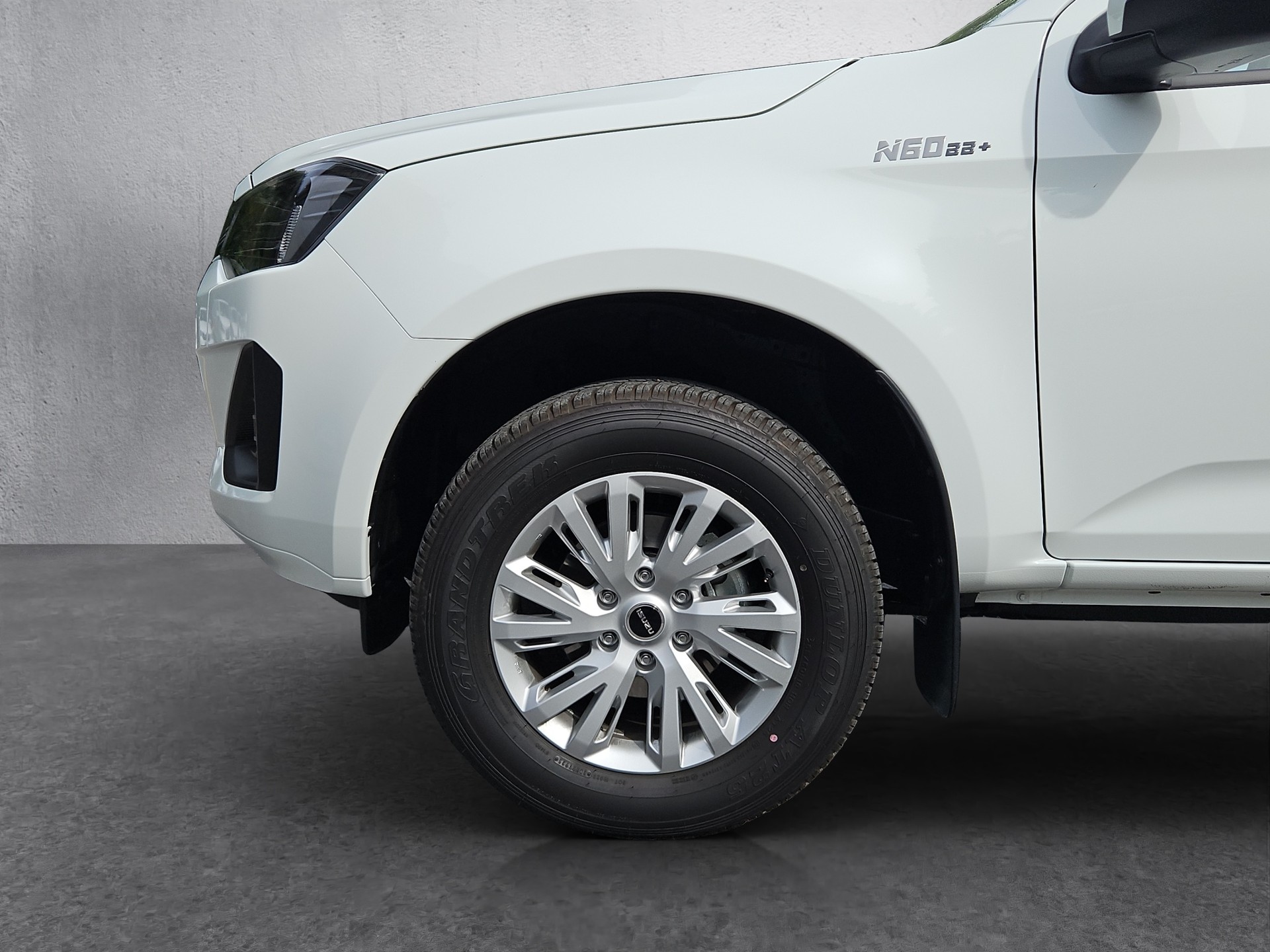 ISUZU D-MAX 1.9 CrewCab N60BB+ 4x4 - Alu-Brücke-image-25
