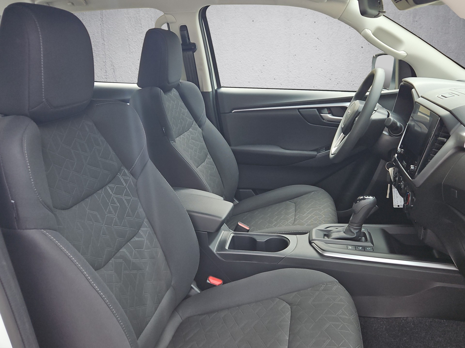 ISUZU D-MAX 1.9 CrewCab N60BB+ 4x4 - Alu-Brücke-image-18
