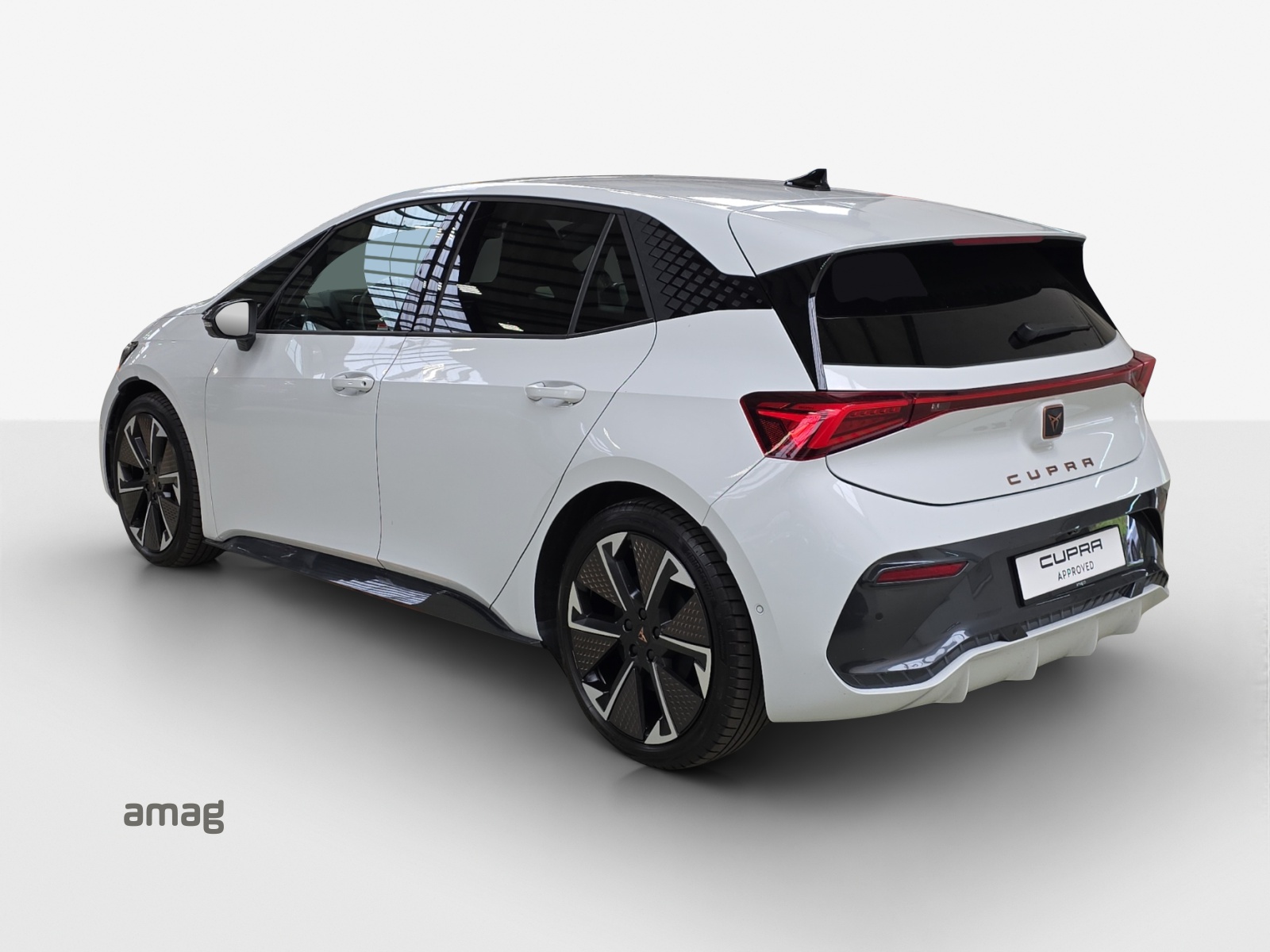 CUPRA Born 77 kWh e-Boost-showroom-element-3