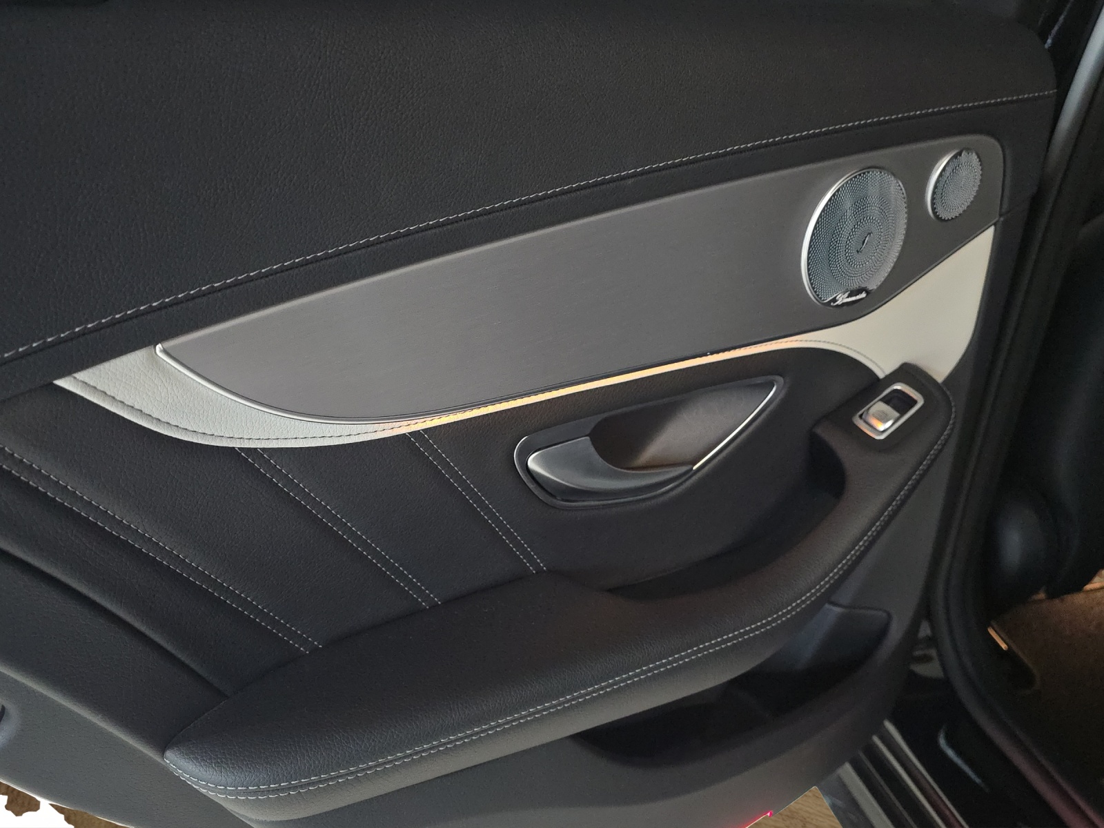 MERCEDES-BENZ C 63 S AMG Speedshift CH-Fahrzeug-image-23
