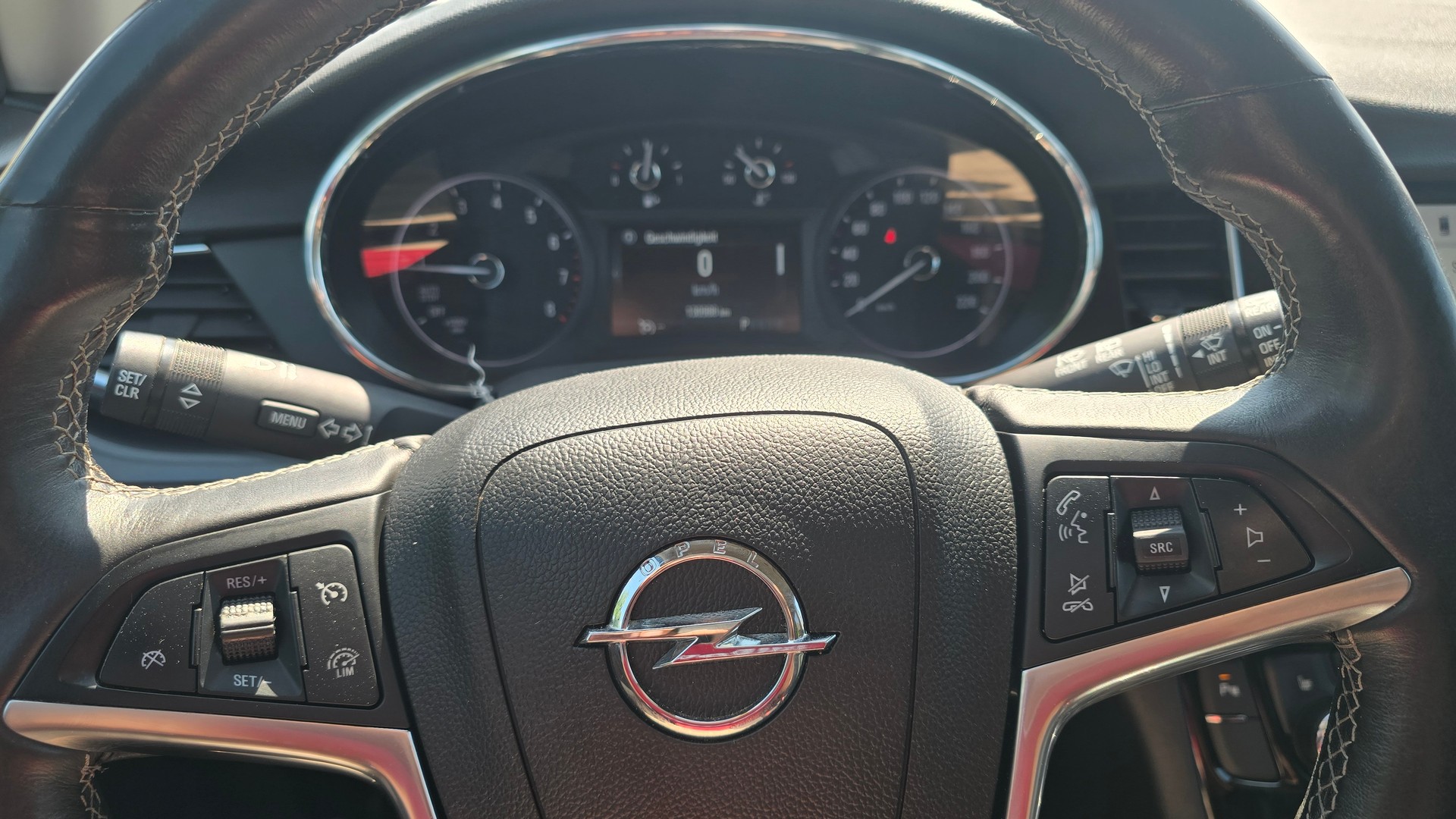 OPEL Mokka X 1.4i 16V Turbo Excellence 4WD Automatik-image-11