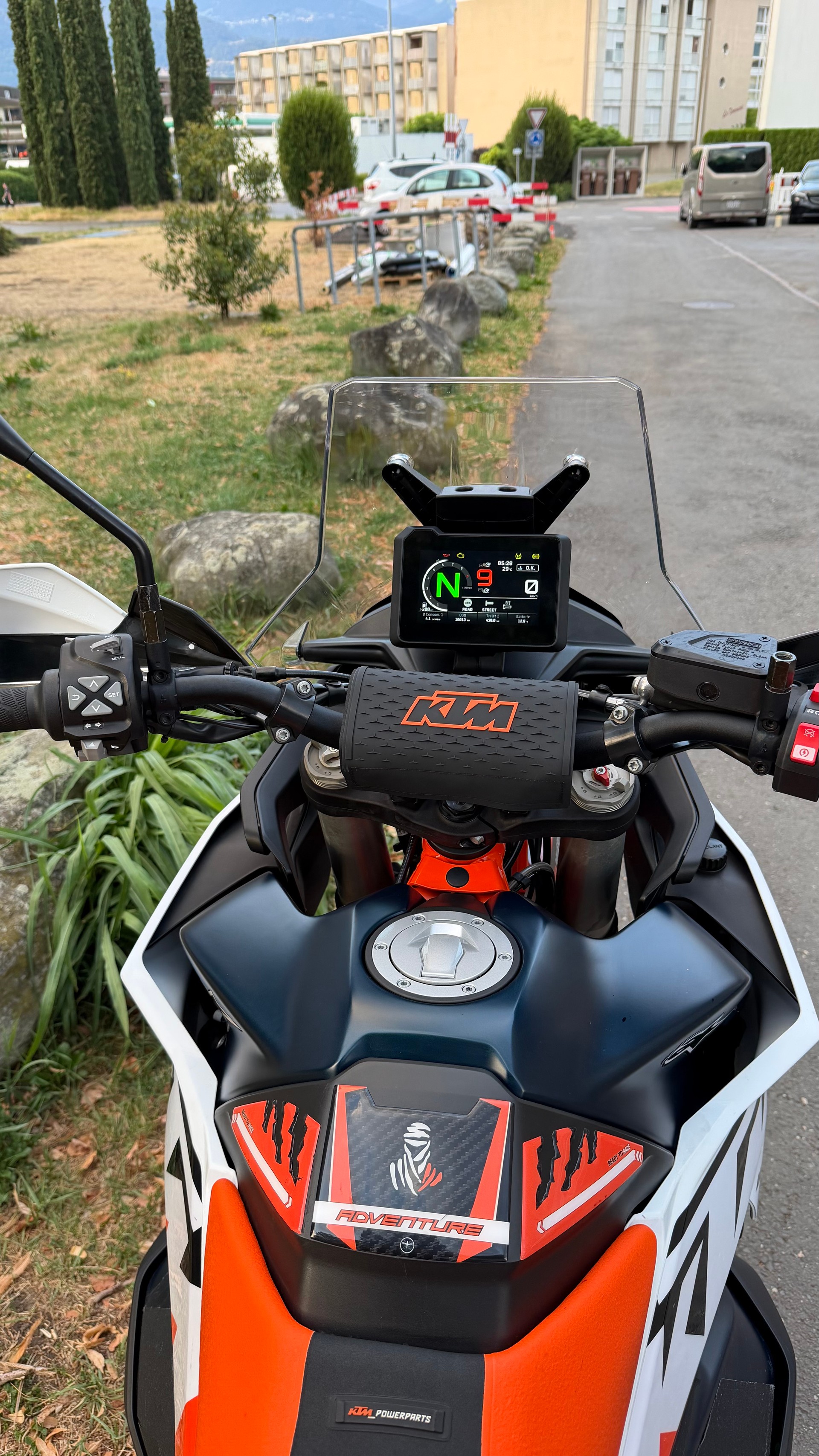 KTM-image-3