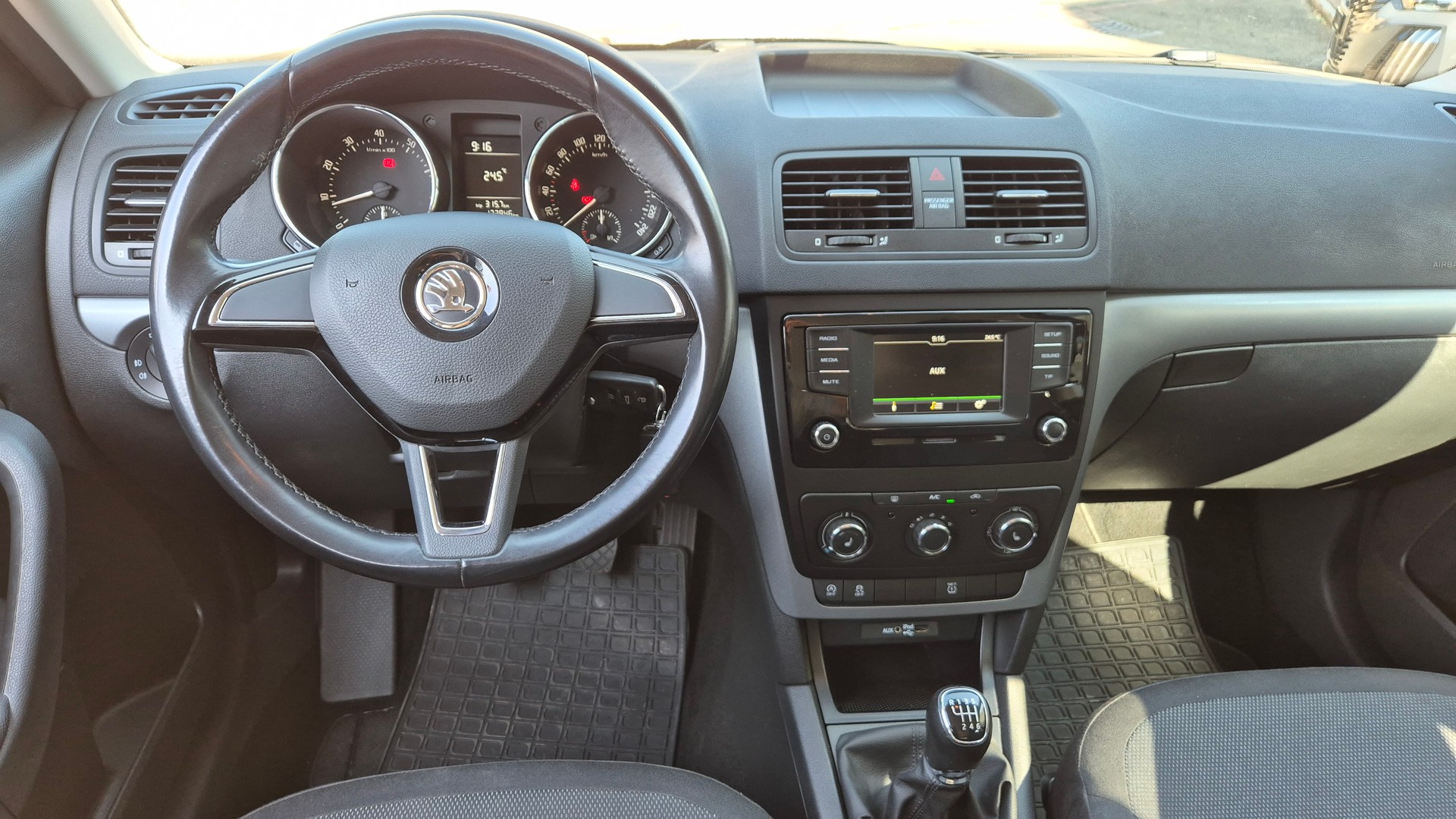 SKODA Yeti 1.2 TSI Active-image-9
