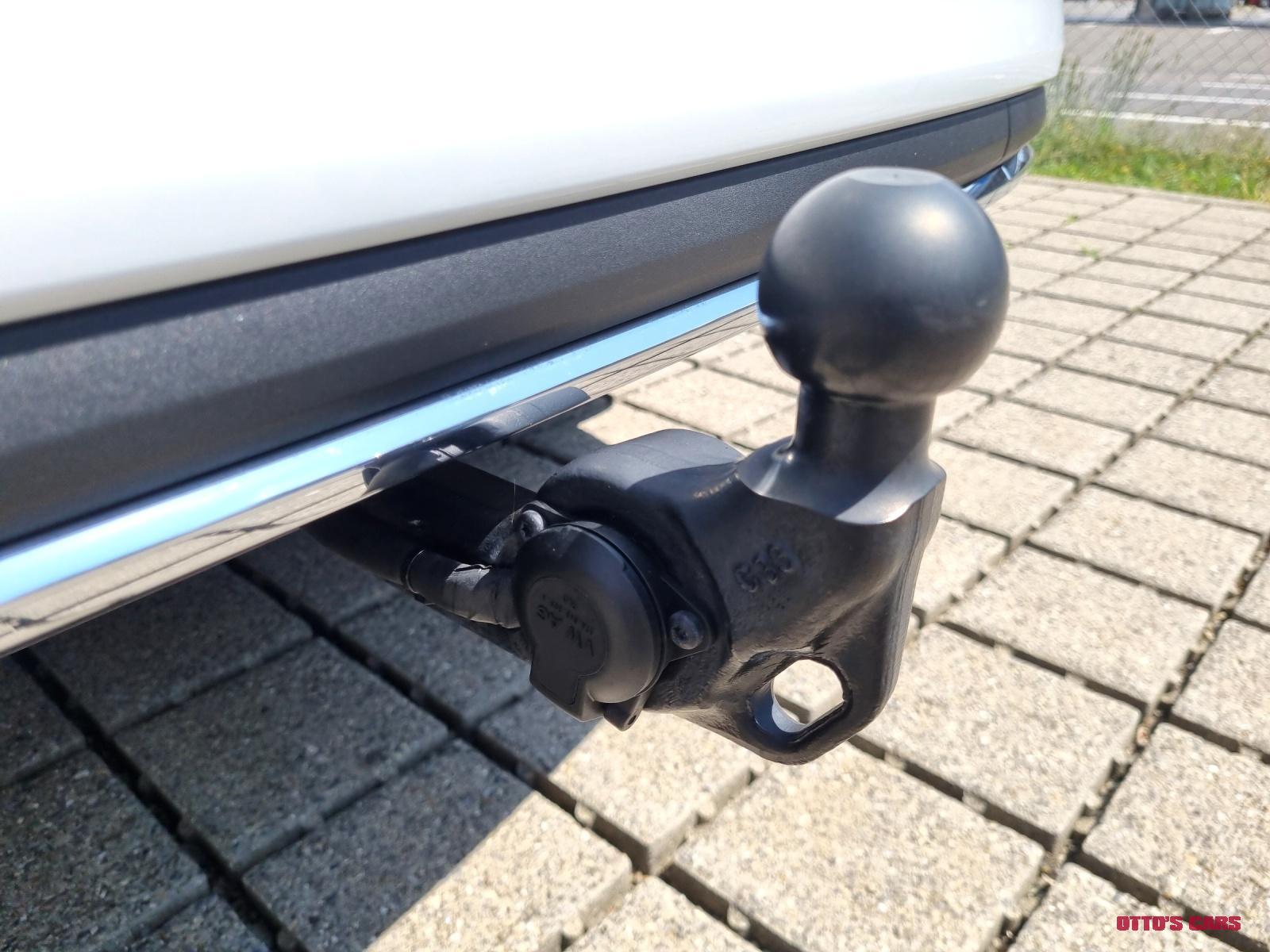SKODA Karoq 2.0 TSI SportLine 4x4 DSG *Anhängevorrichtung*Panoramadach*Spurhalte*Totwinkel* 2025-image-12