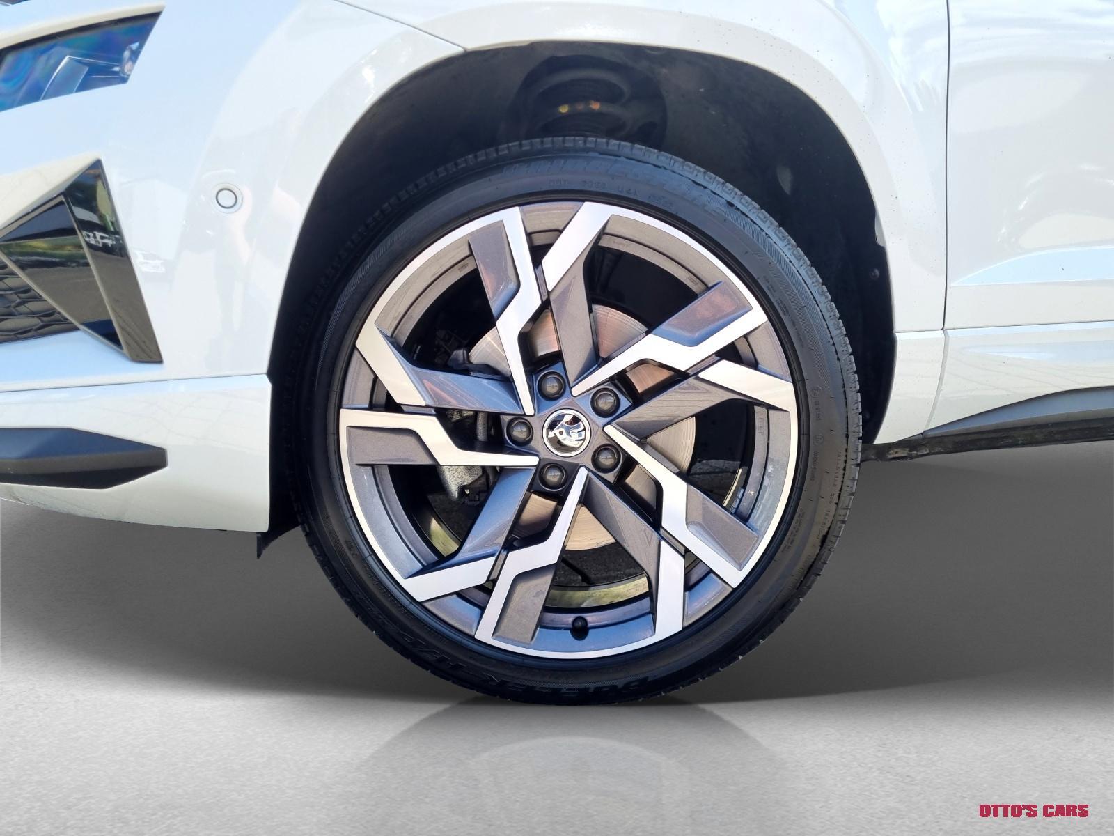 SKODA Karoq 2.0 TSI SportLine 4x4 DSG *Anhängevorrichtung*Panoramadach*Spurhalte*Totwinkel* 2025-image-11