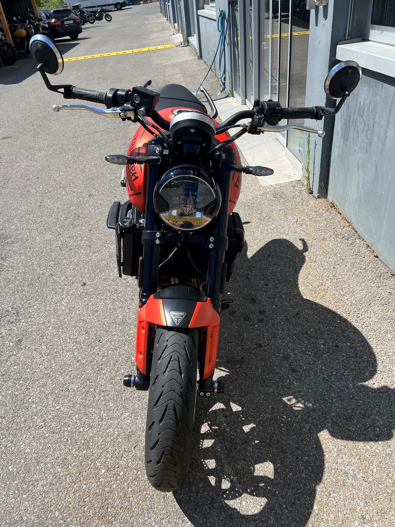 TRIUMPH Trident 660-image-2