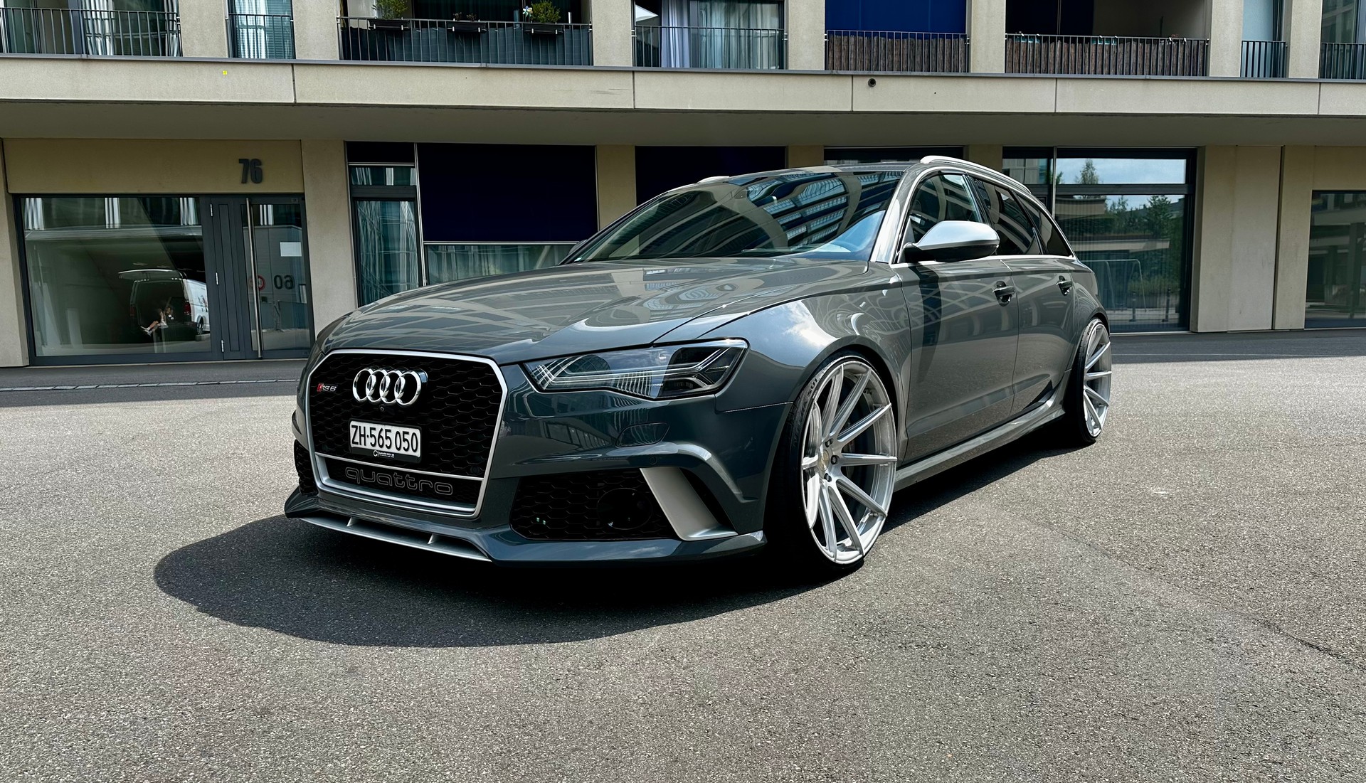 AUDI RS6//Akrapovic//KW//Leasing möglich-image-2