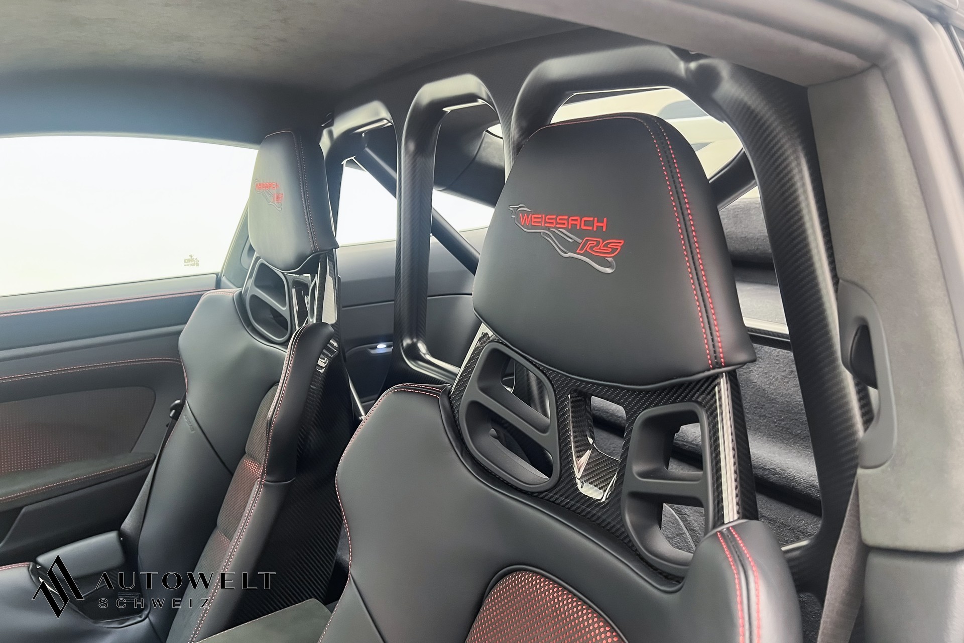 PORSCHE 911 GT3 RS WEISSACH-image-5