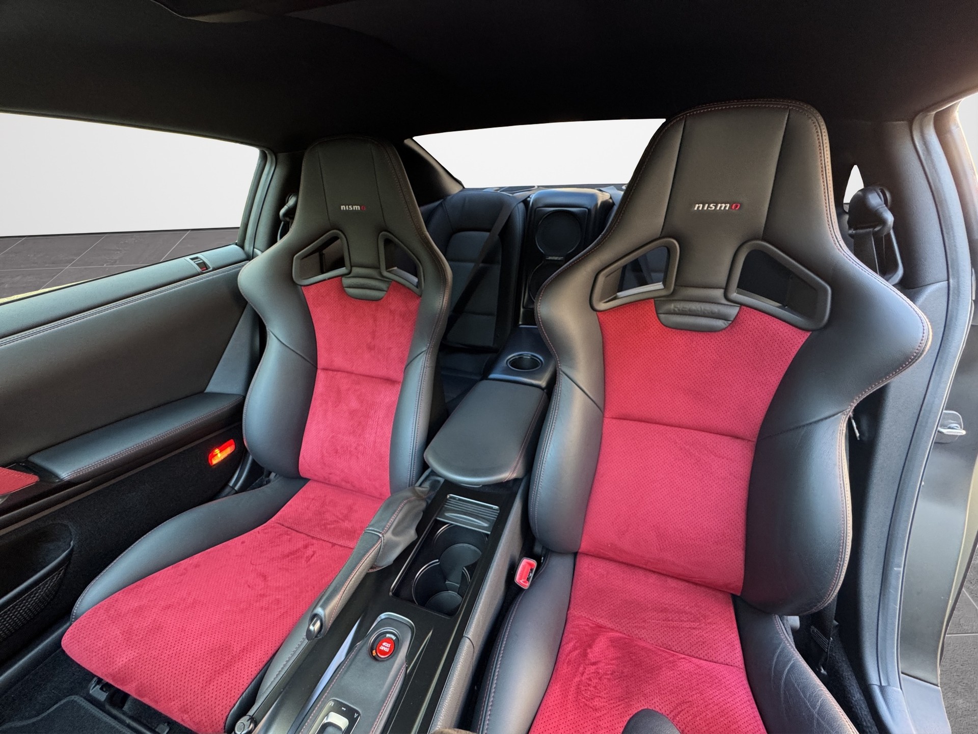 NISSAN GT-R 3.8 V6 BiT *Nismo*-image-19