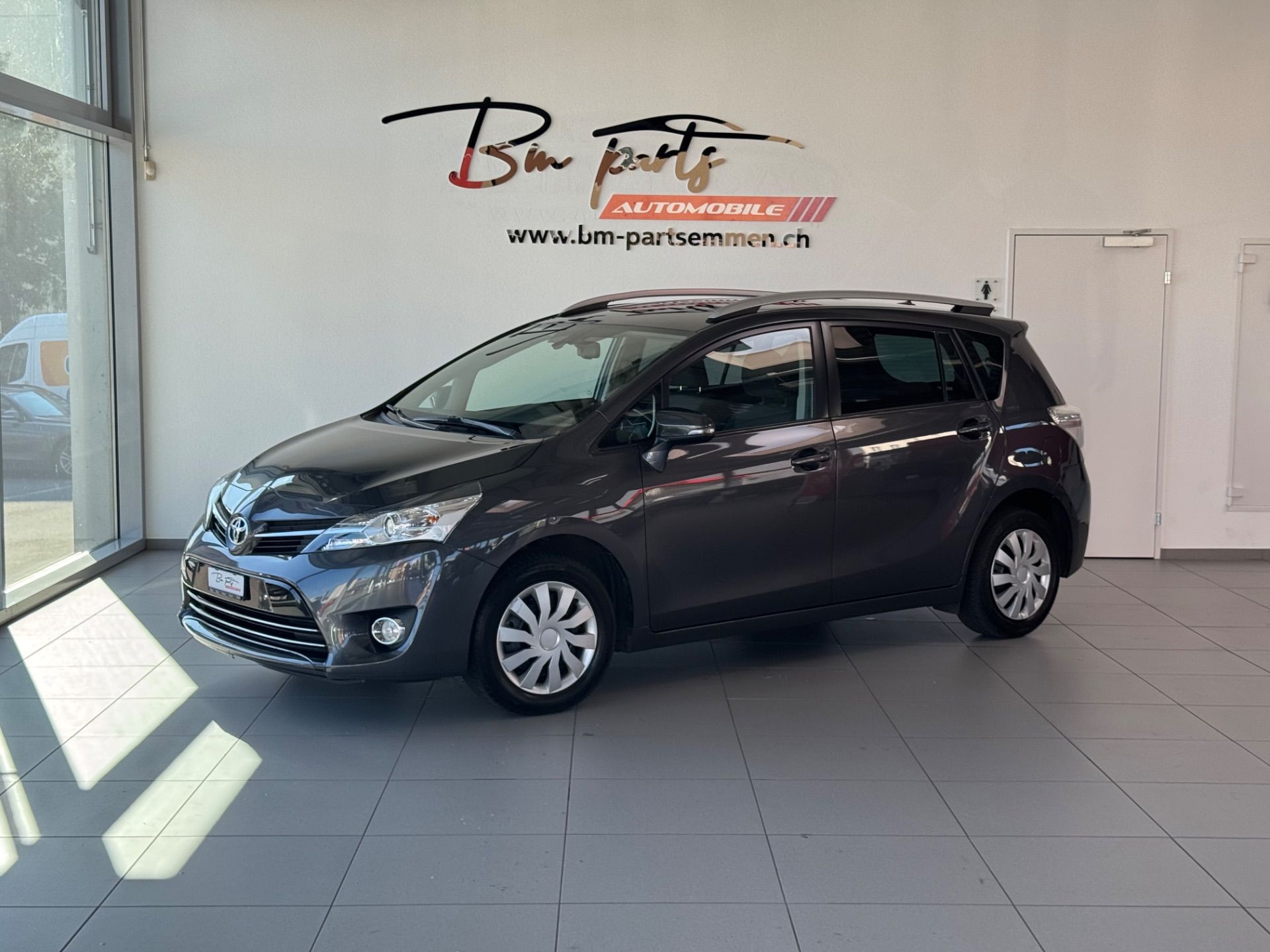 TOYOTA Verso 1.8 Swiss Trend-showroom-element-1