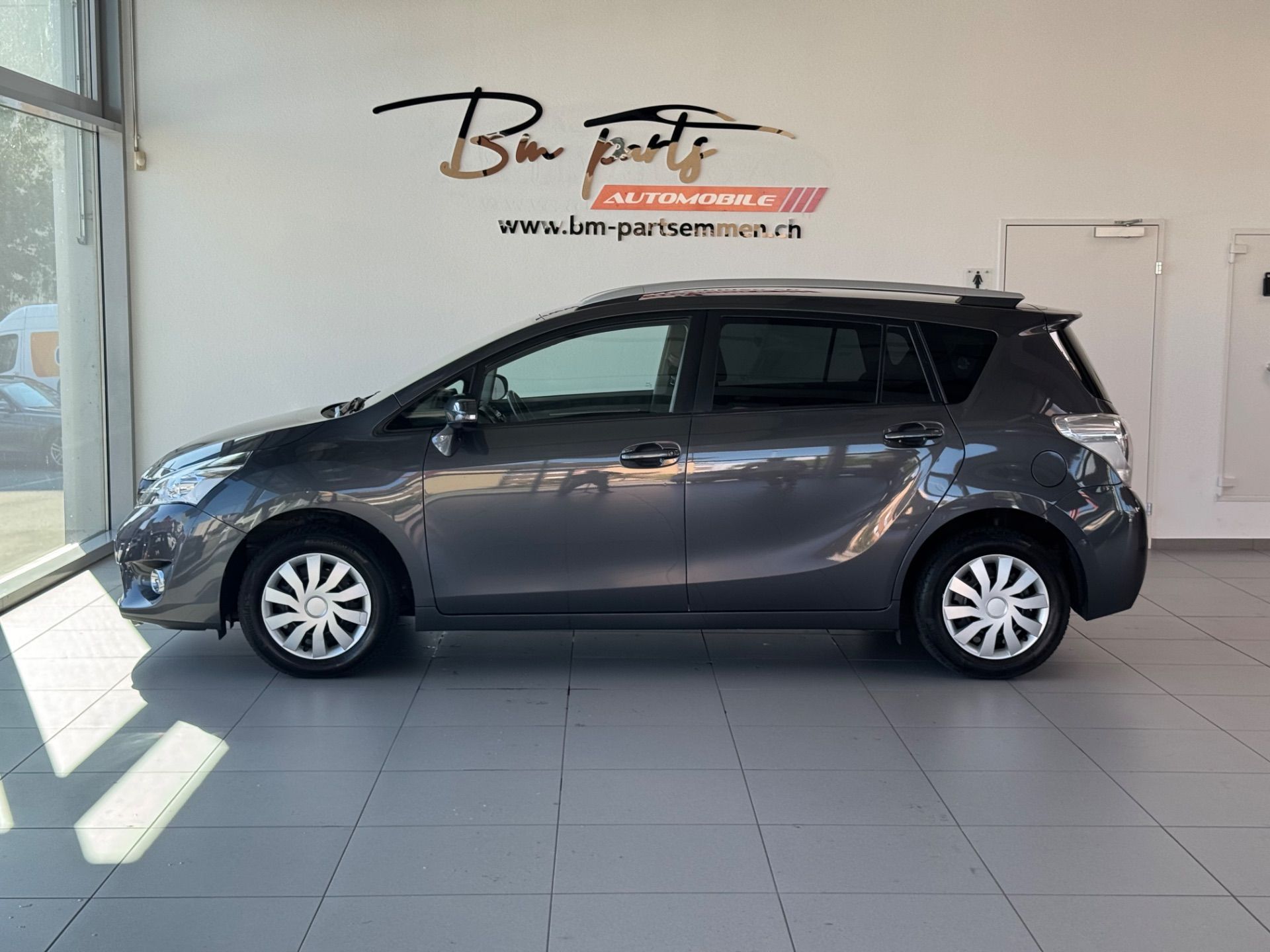 TOYOTA Verso 1.8 Swiss Trend-showroom-element-2