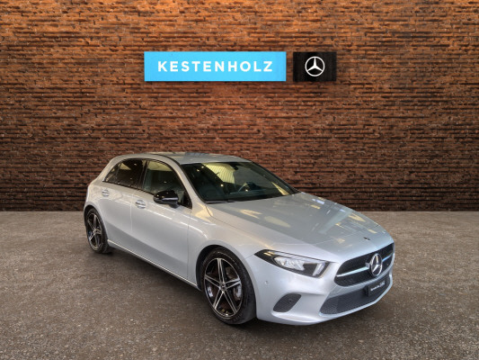MERCEDES-BENZ A 180 Night Star-showroom-element-1