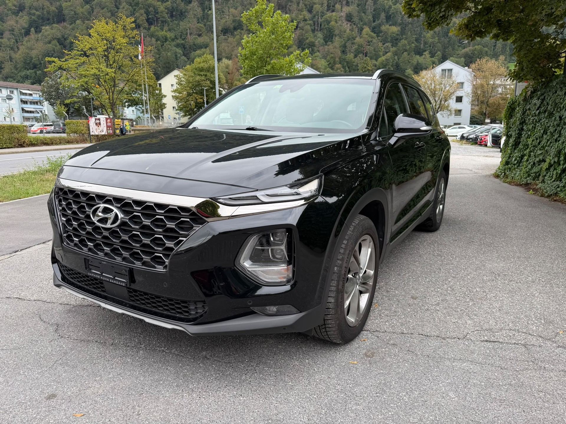 HYUNDAI Santa Fe 2.2 CRDI 4WD Automatic-image-2