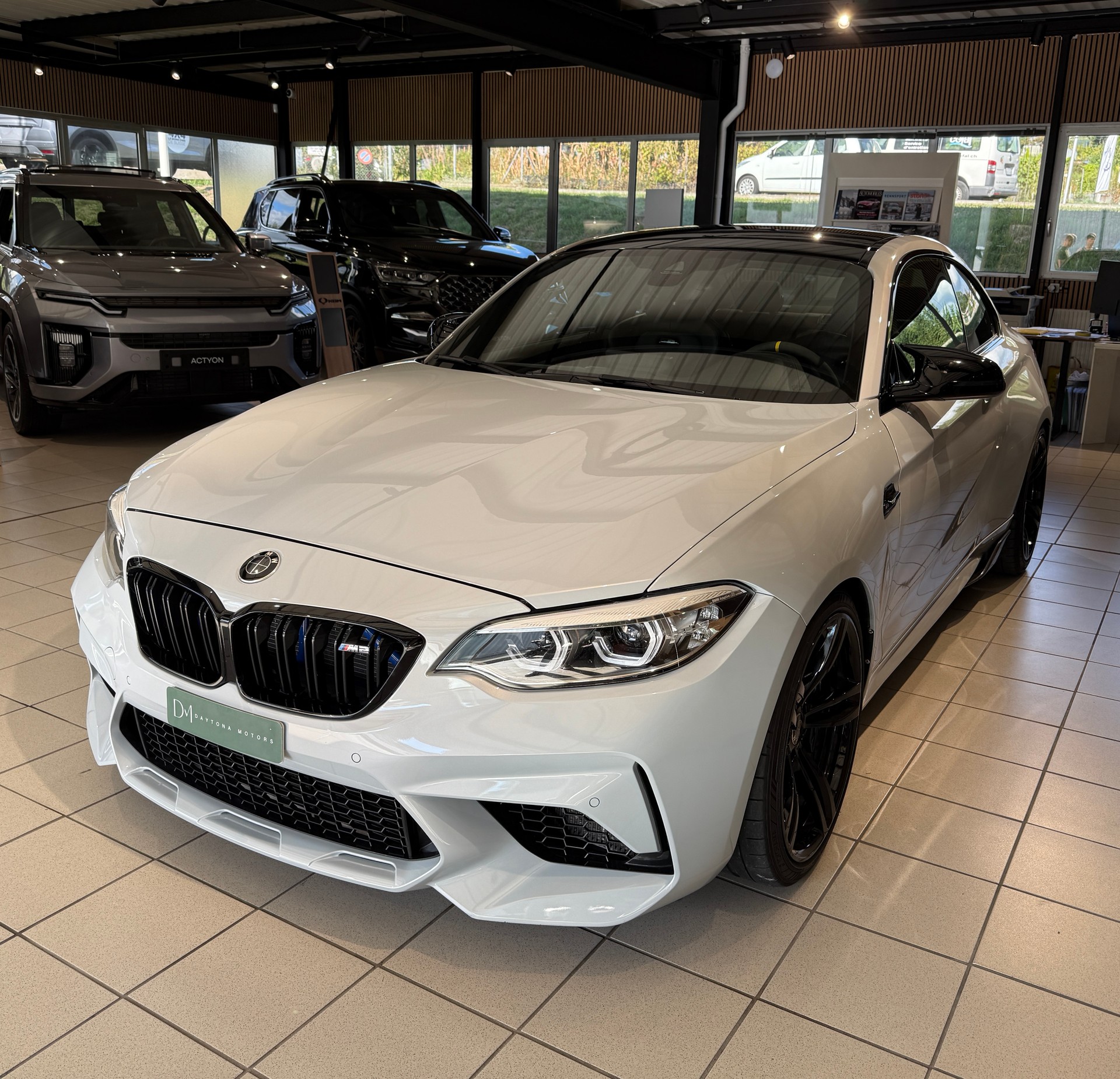 BMW M2 Competition Drivelogic