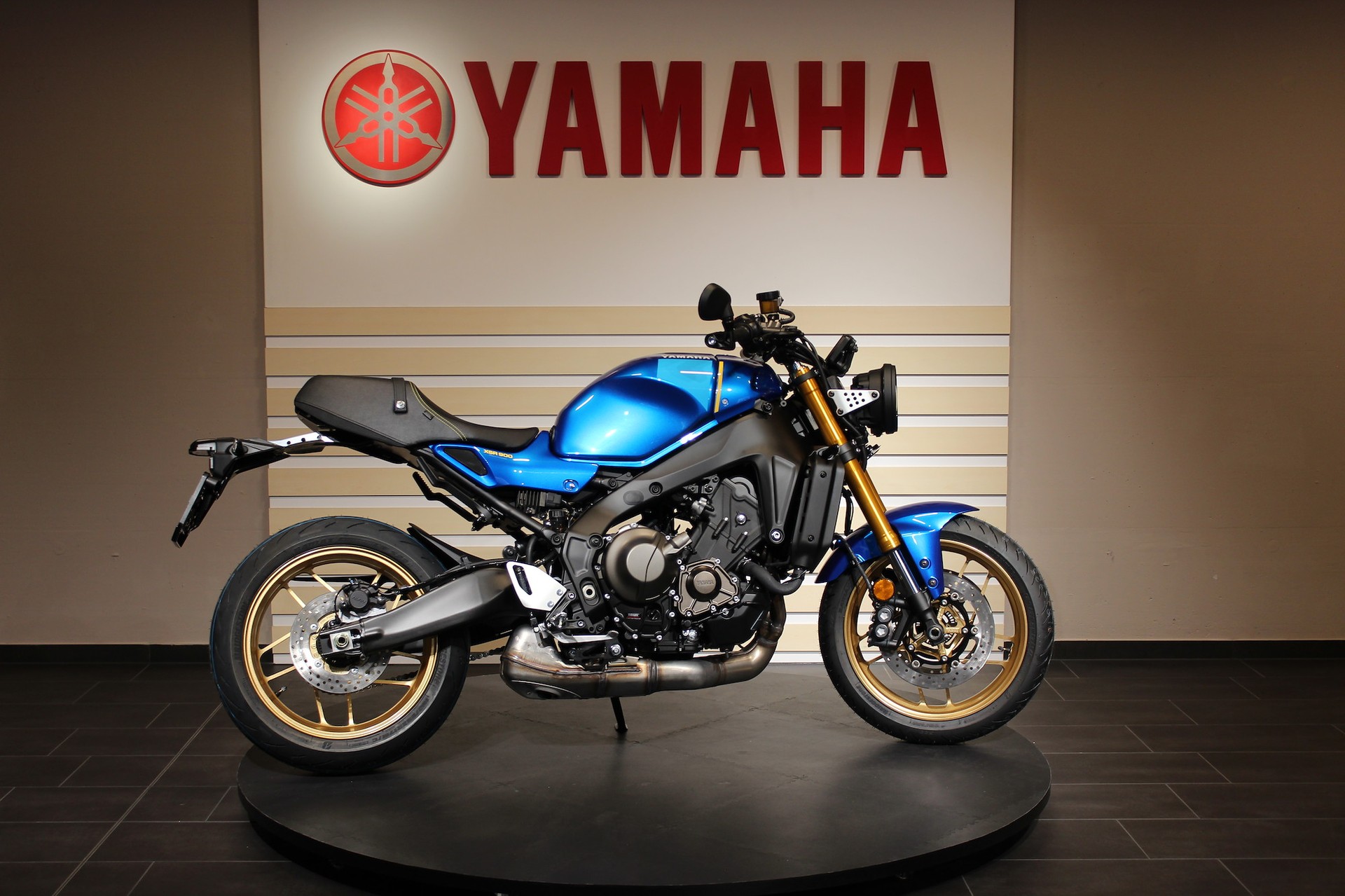 YAMAHA XSR 900 35kW-image-1