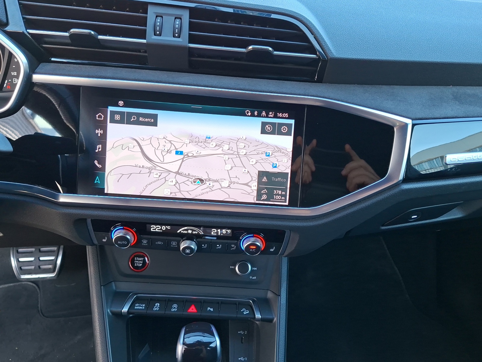 AUDI RS Q3 Sportback quattro S tronic-image-10