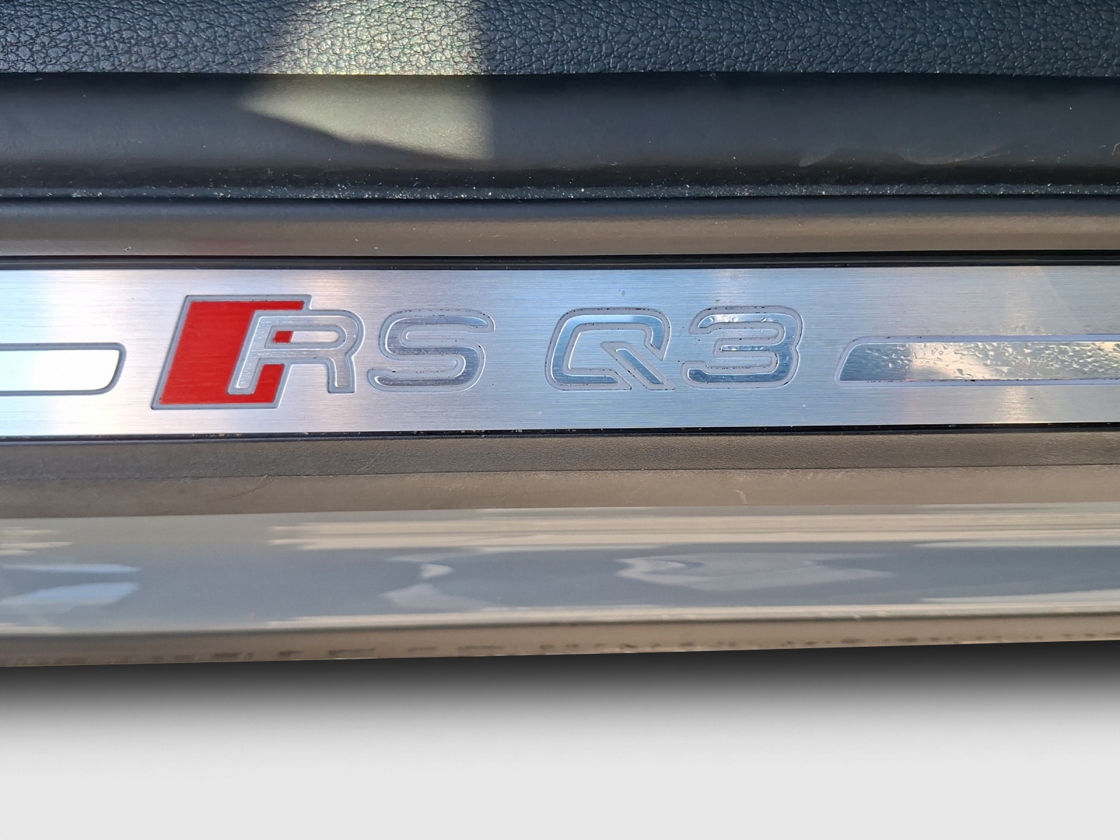 AUDI RS Q3 Sportback quattro S tronic-image-15