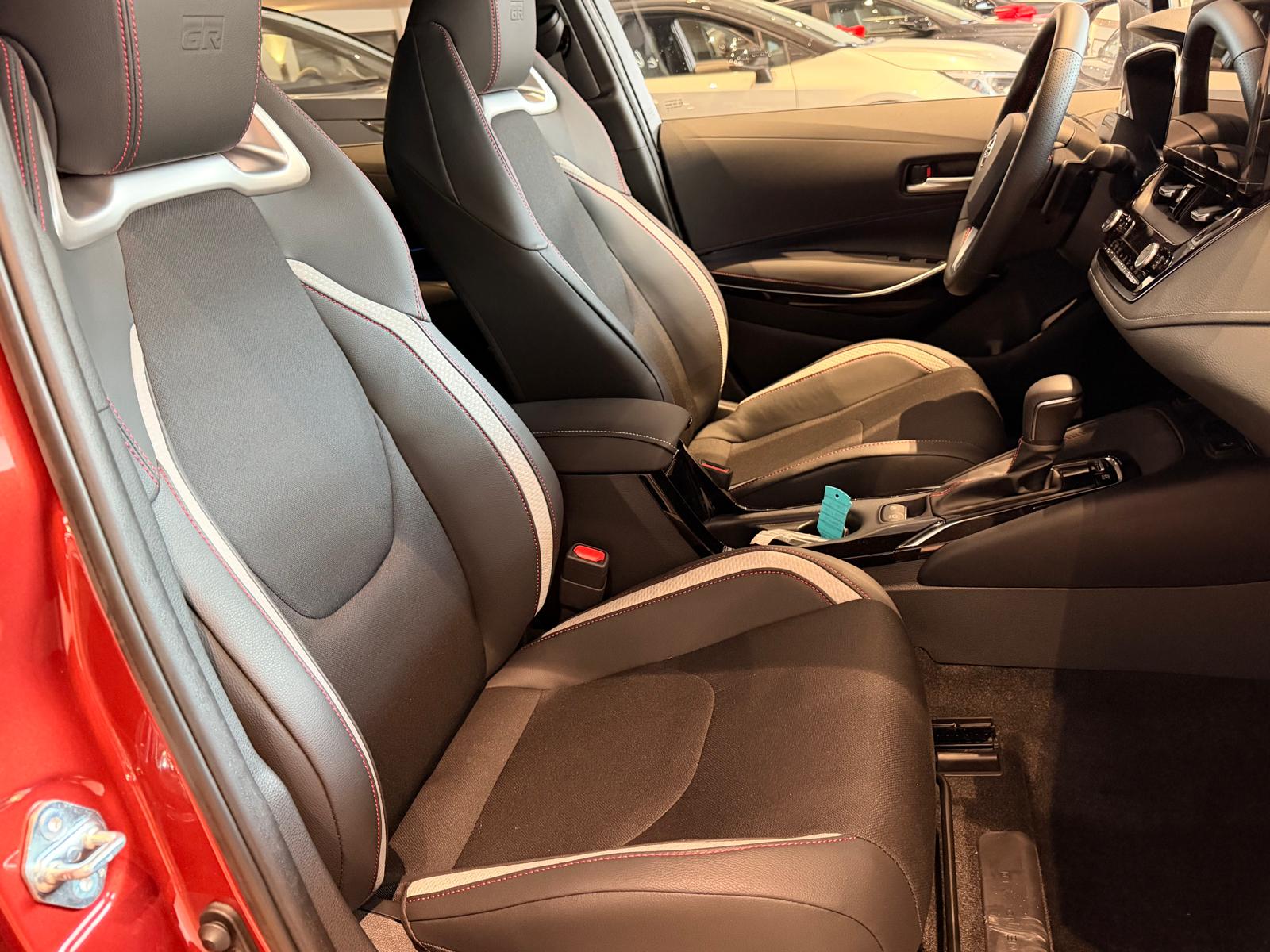 TOYOTA Corolla 2.0 HSD GR Sport e- CVTđ„8-fachđ„15 Jahre Garantieđ„-image-25