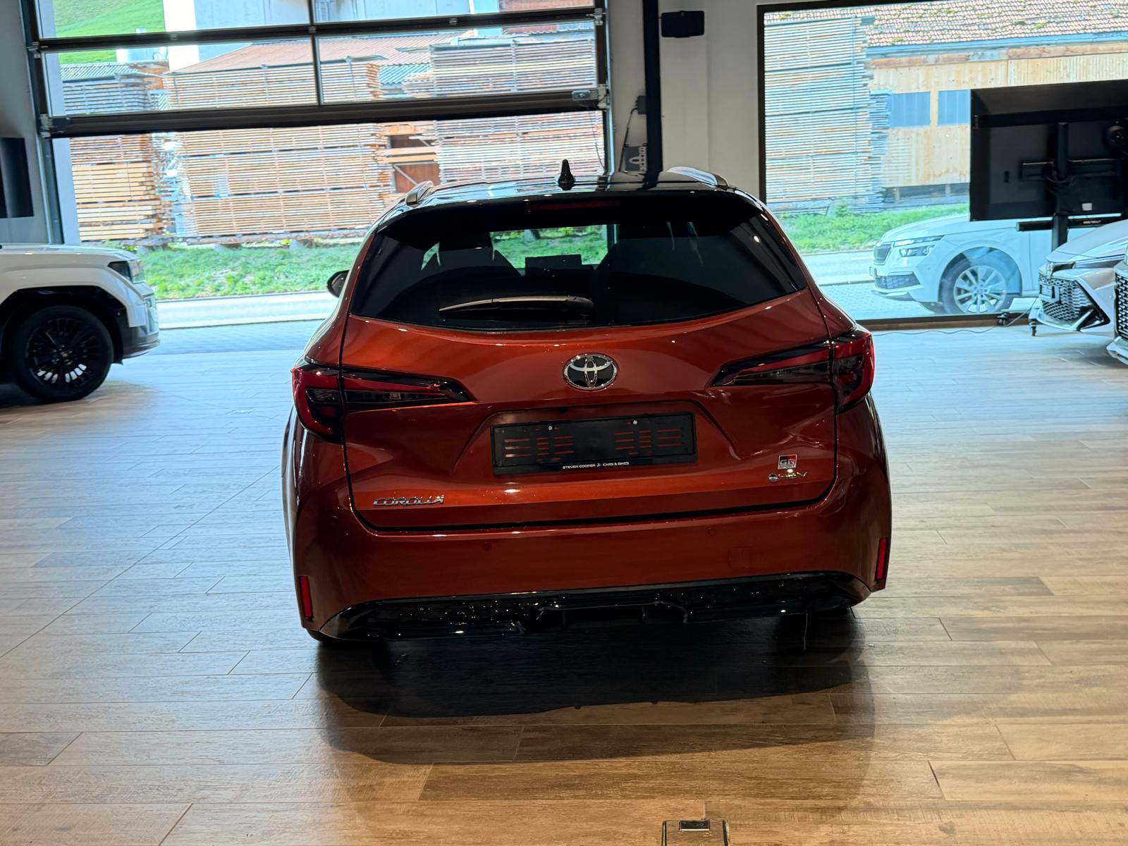 TOYOTA Corolla 2.0 HSD GR Sport e- CVTđ„8-fachđ„15 Jahre Garantieđ„-image-14