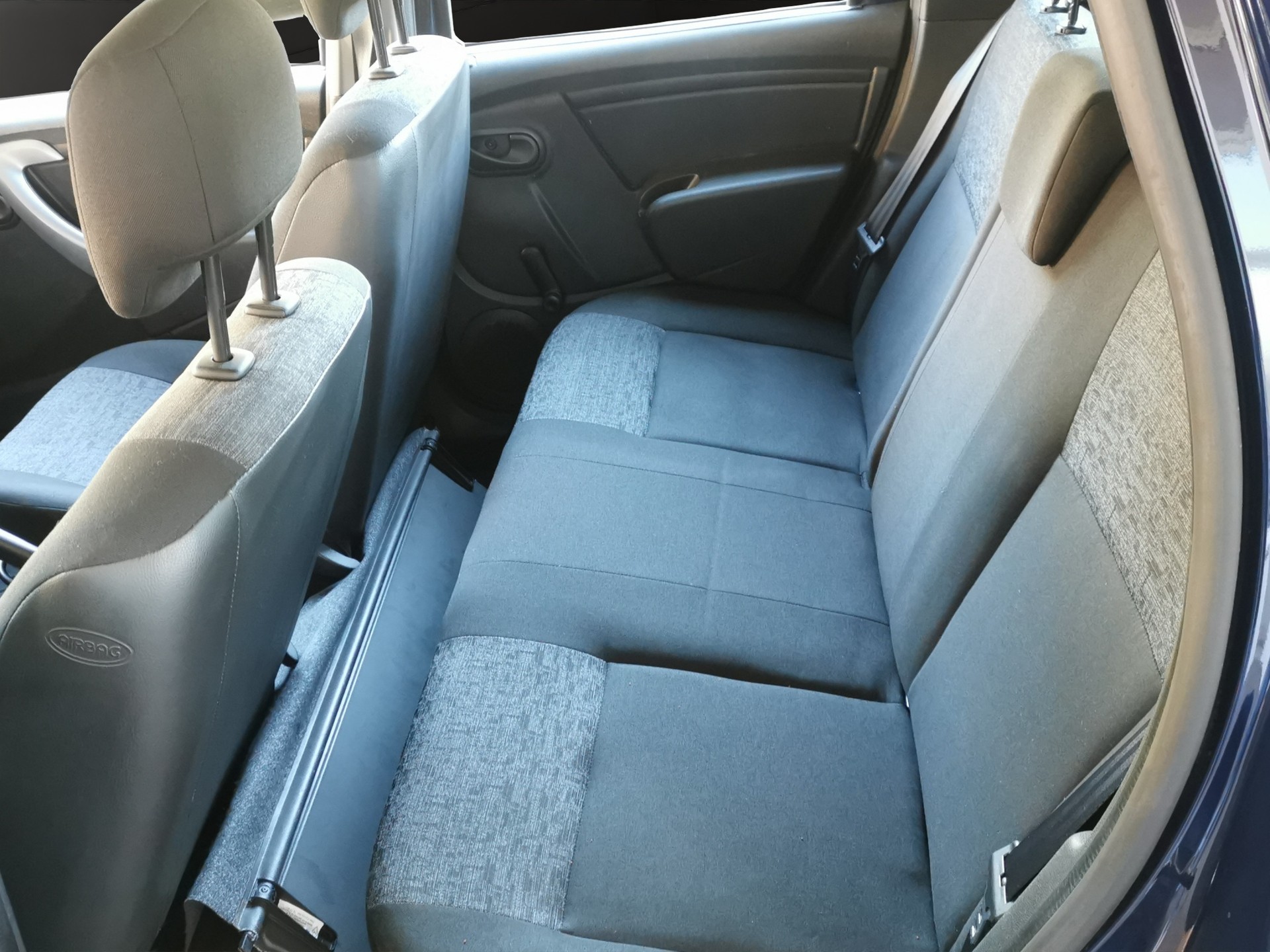 DACIA Duster 1.6 4x4-image-11