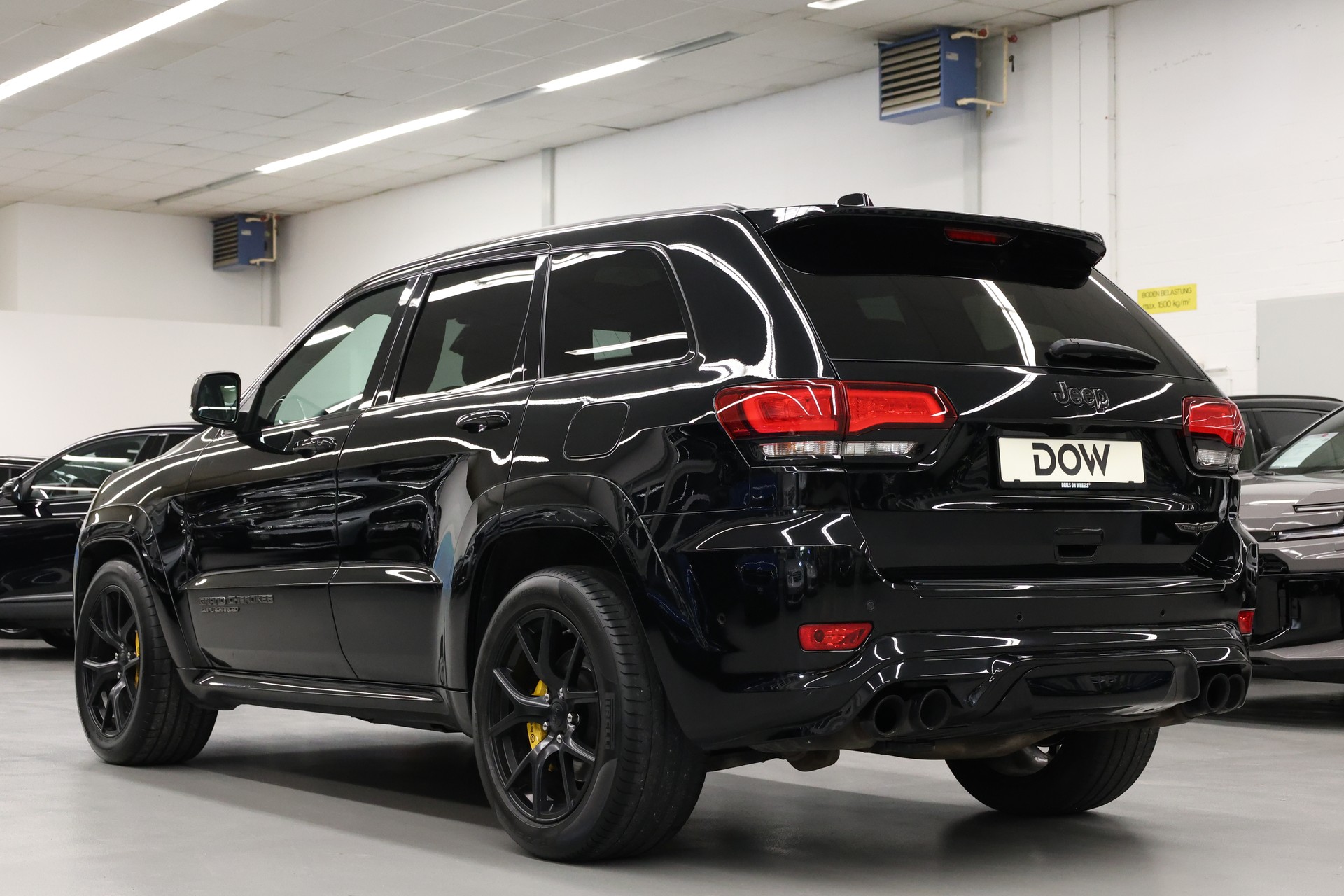 JEEP Grand Cherokee 6.2 V8 HEMI Trackhawk-image-11