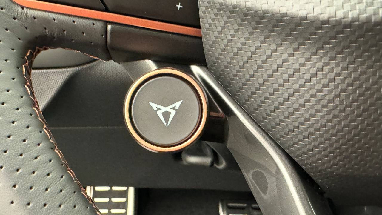 CUPRA Terramar 1.5 eHybrid DSG VZ-image-9