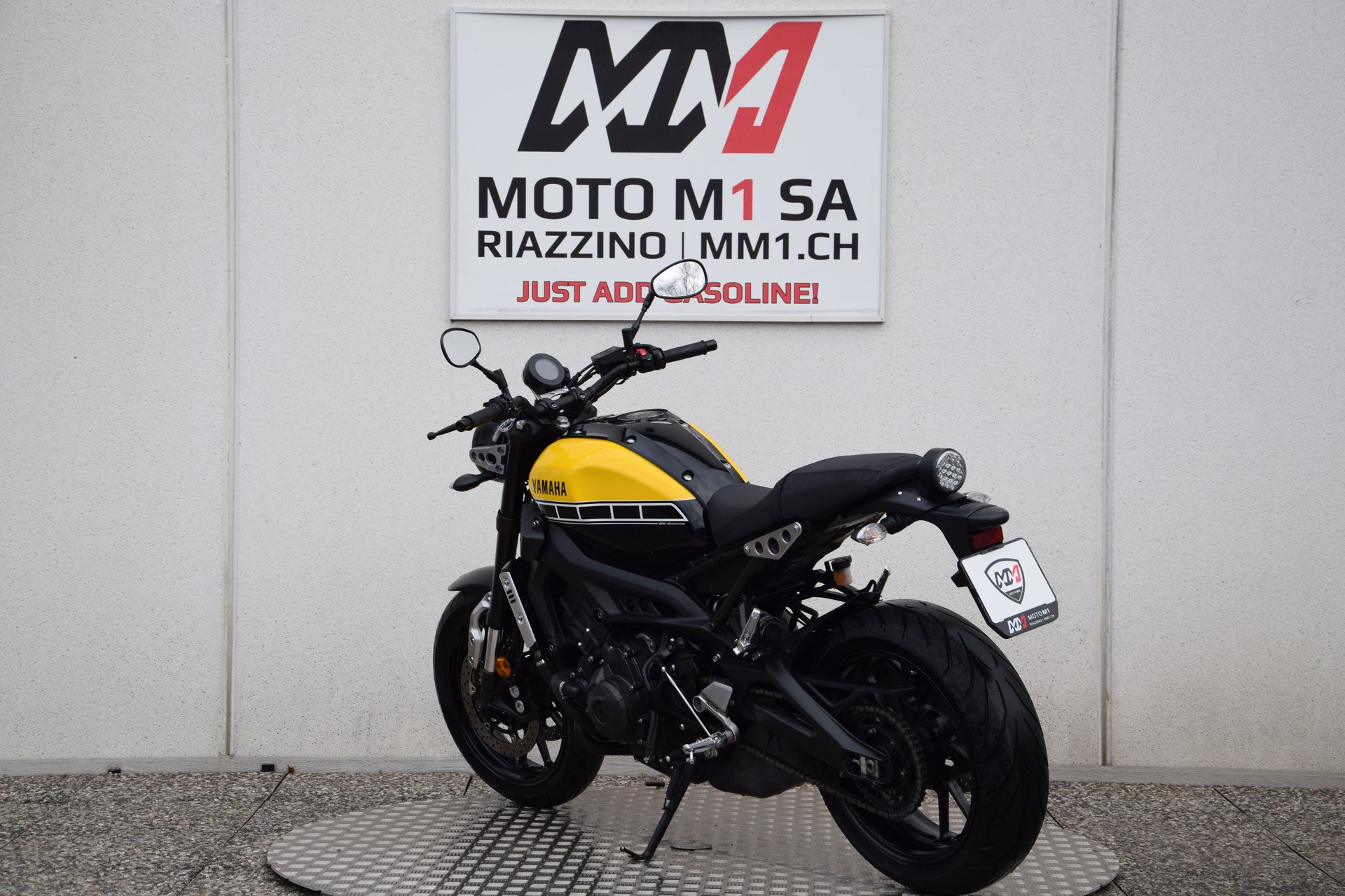 YAMAHA XSR 900-image-5