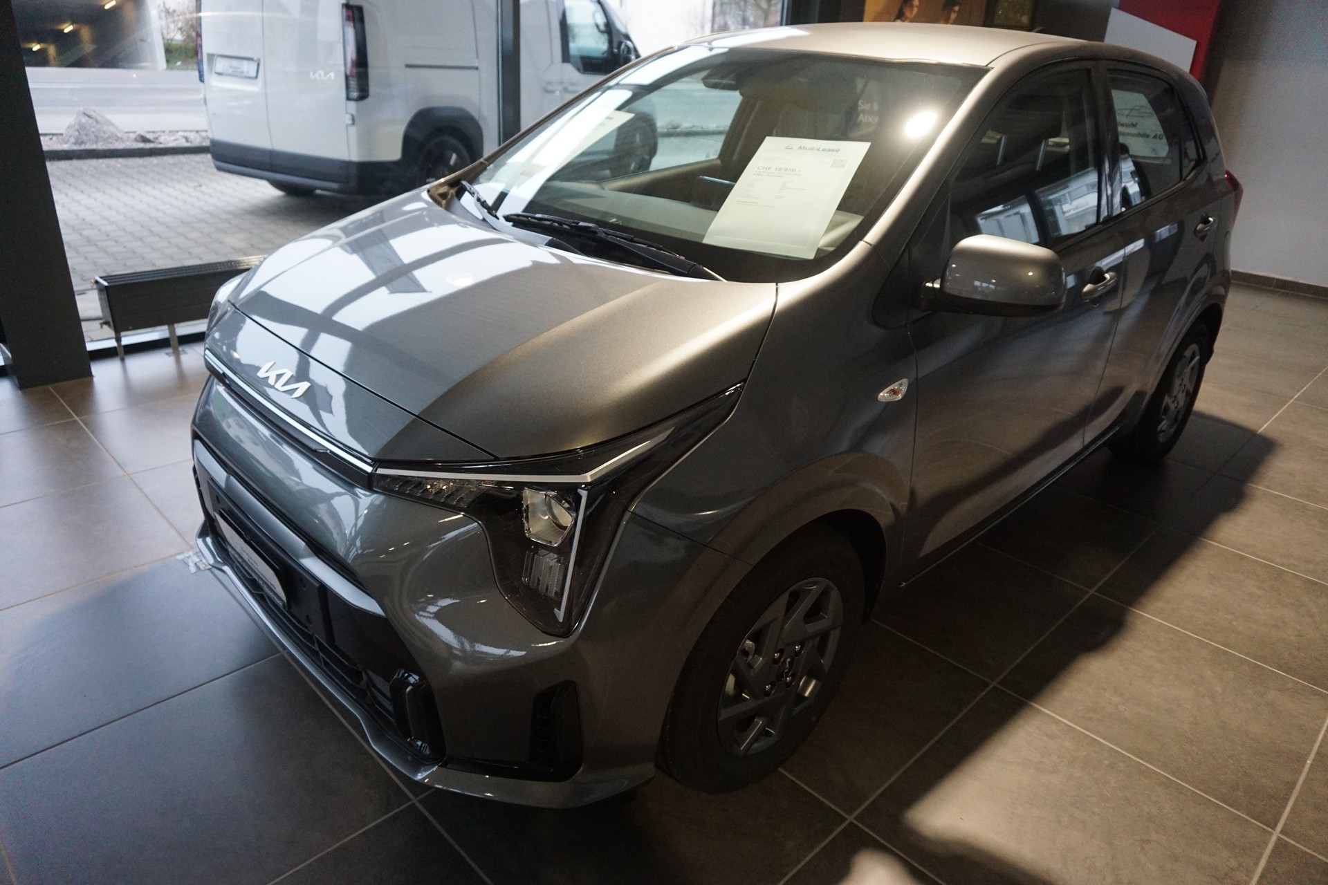 KIA Picanto 1.0 First Edition Automatic-showroom-element-1
