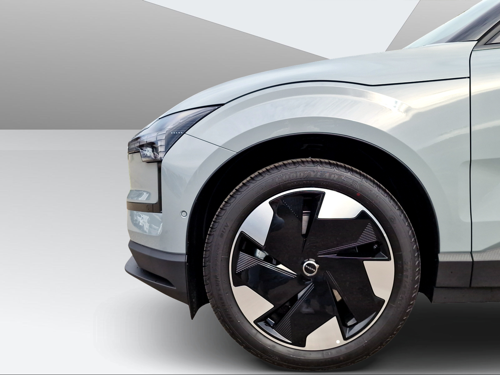 VOLVO EX 30 E60 Ultra-image-8