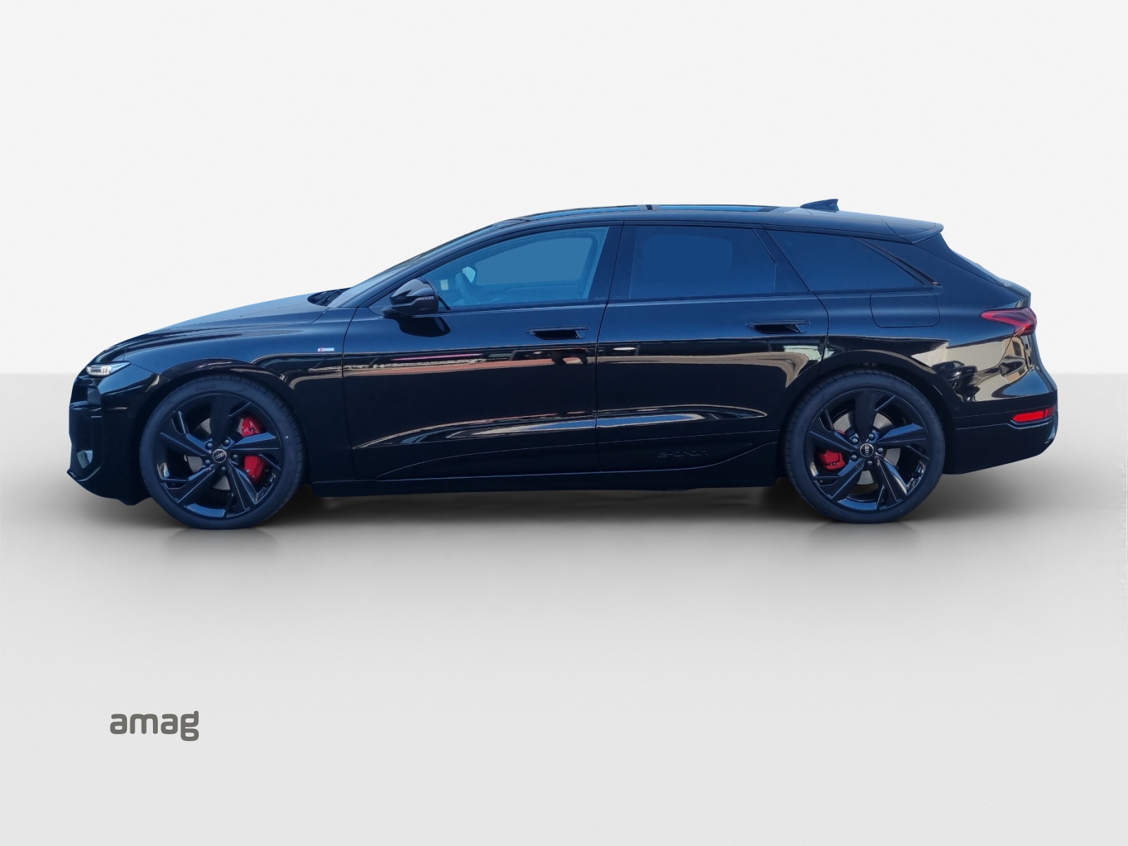 AUDI A6 Avant e-tron quattro-showroom-element-1