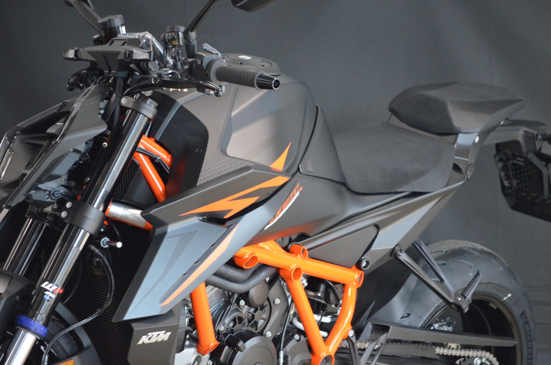 KTM 1390 Super Duke R EVO 2026-image-7