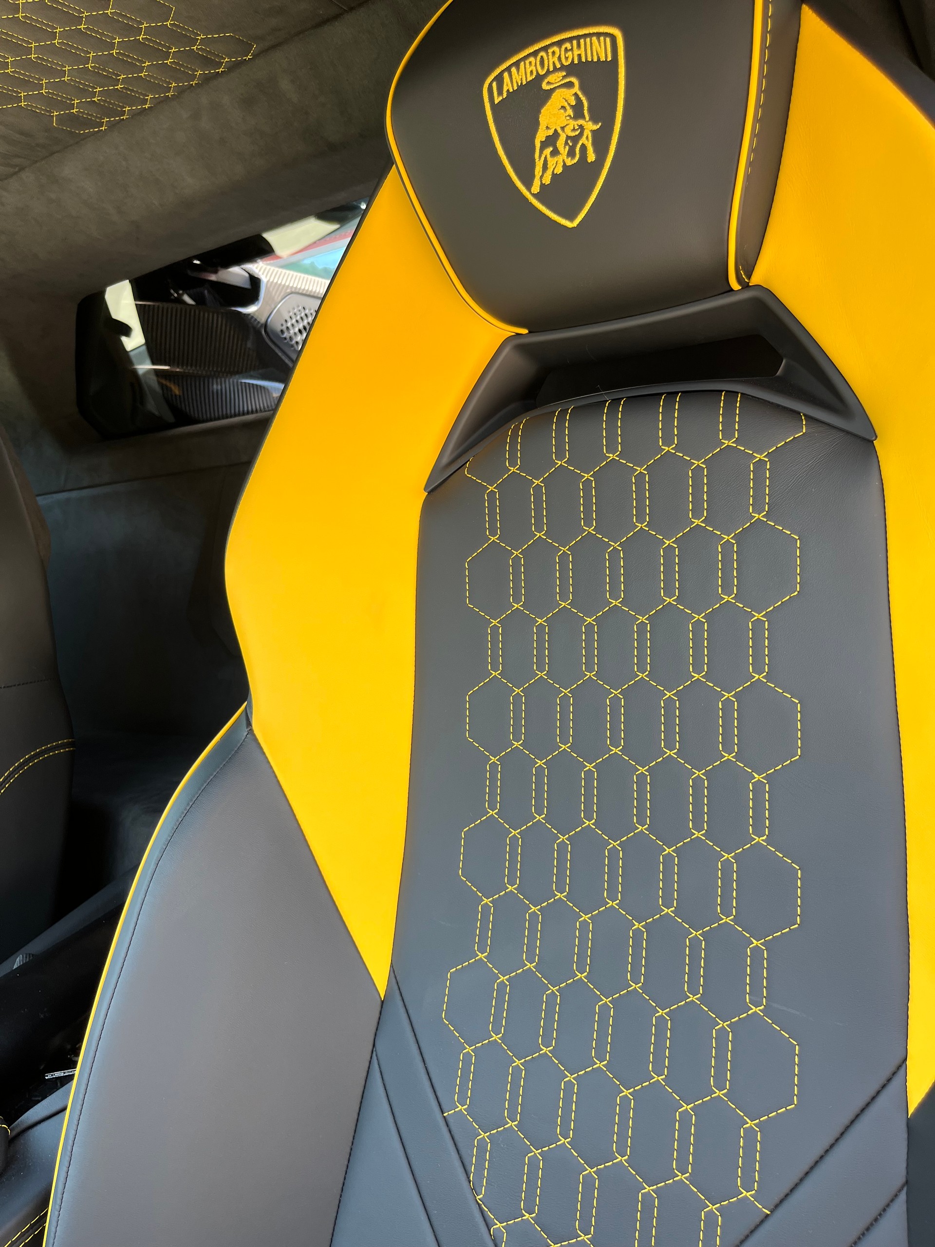 LAMBORGHINI REVUELTO - Auto CH - Maintenance Pack 5 Years - Lamborghini Lugano - In Kundenauftrag-image-15