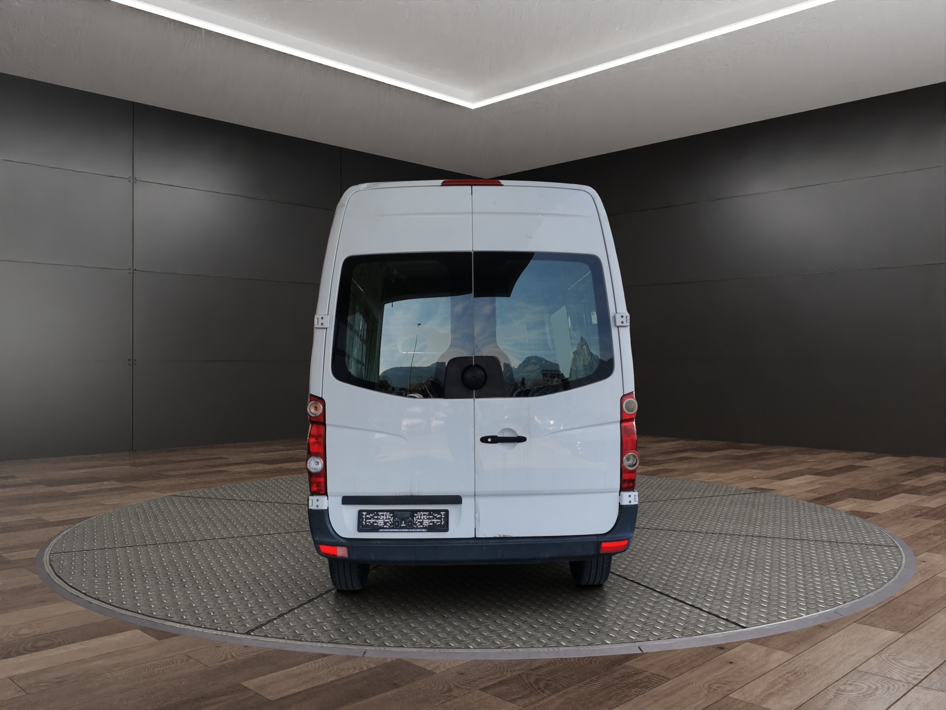 VW Crafter 35 2.0 TDI-image-7