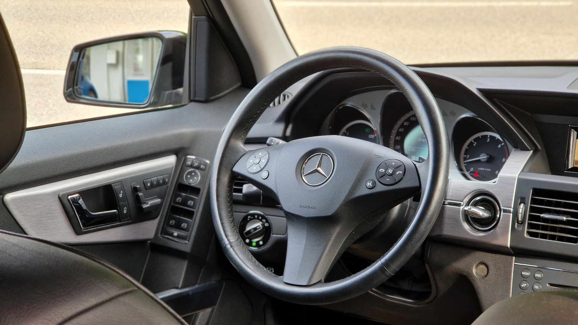 MERCEDES-BENZ GLK 350 CDI (320 CDI) 4Matic 7G-Tronic-image-13