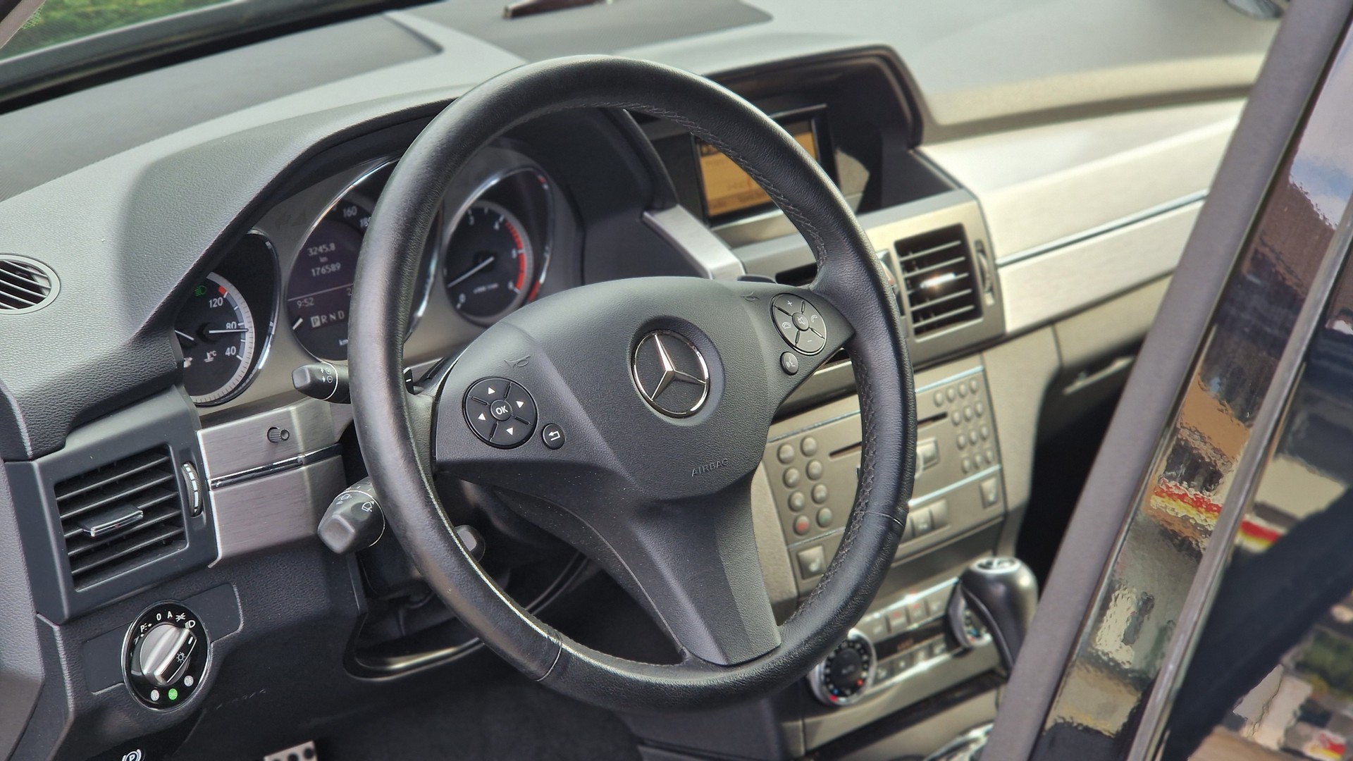MERCEDES-BENZ GLK 350 CDI (320 CDI) 4Matic 7G-Tronic-image-5